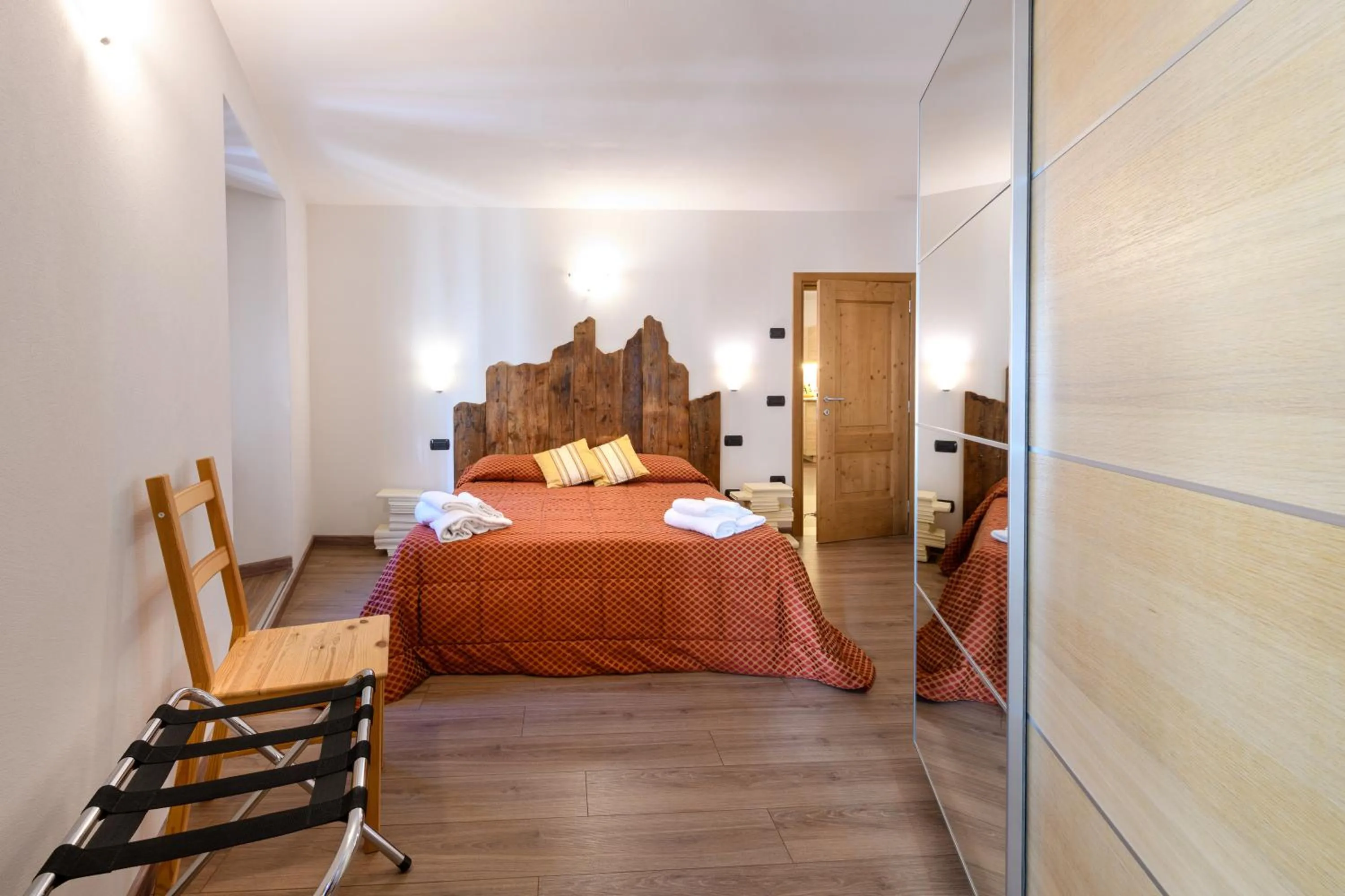 Bedroom, Bed in Hotel Garni Le Corti