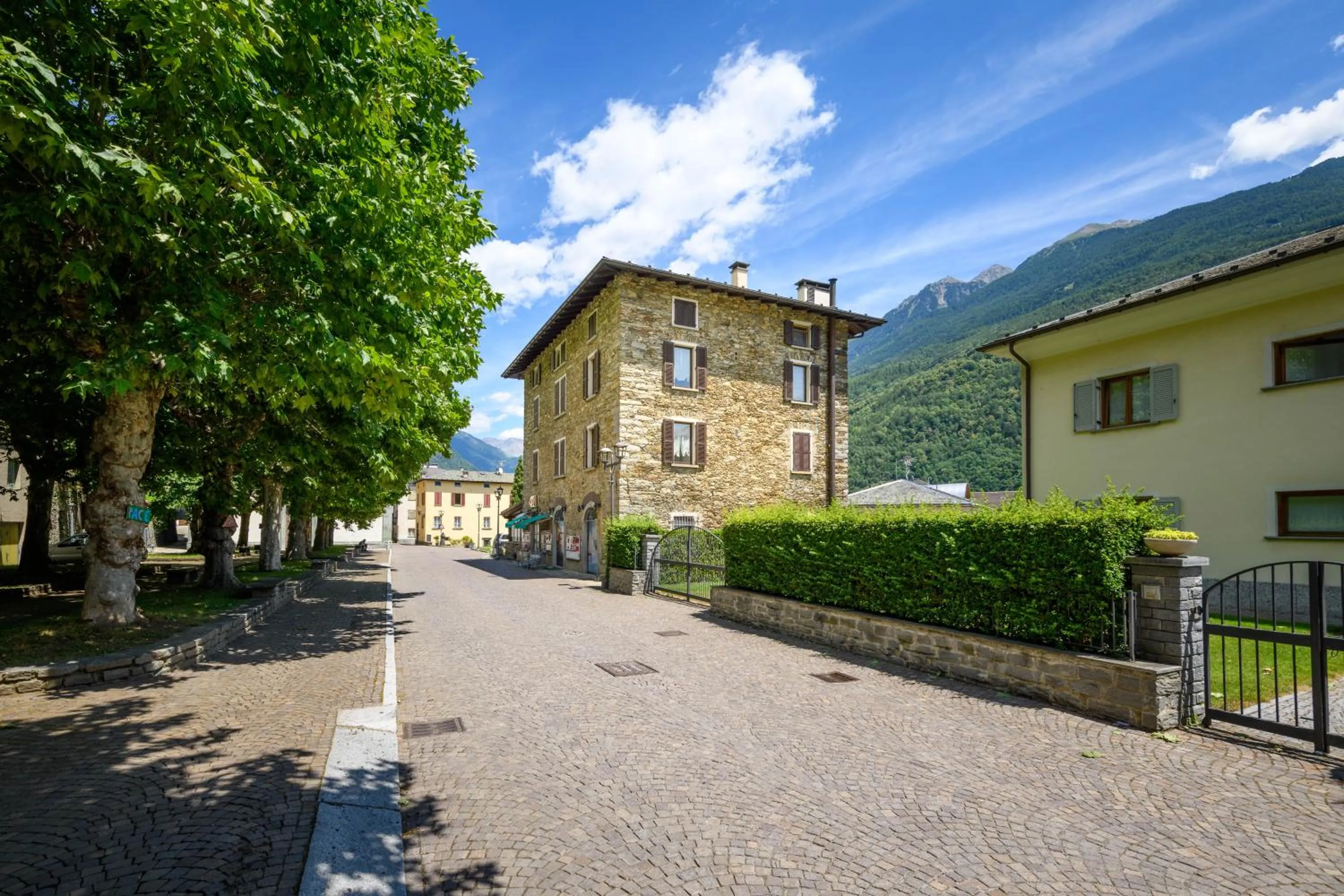 Property building in Hotel Garni Le Corti