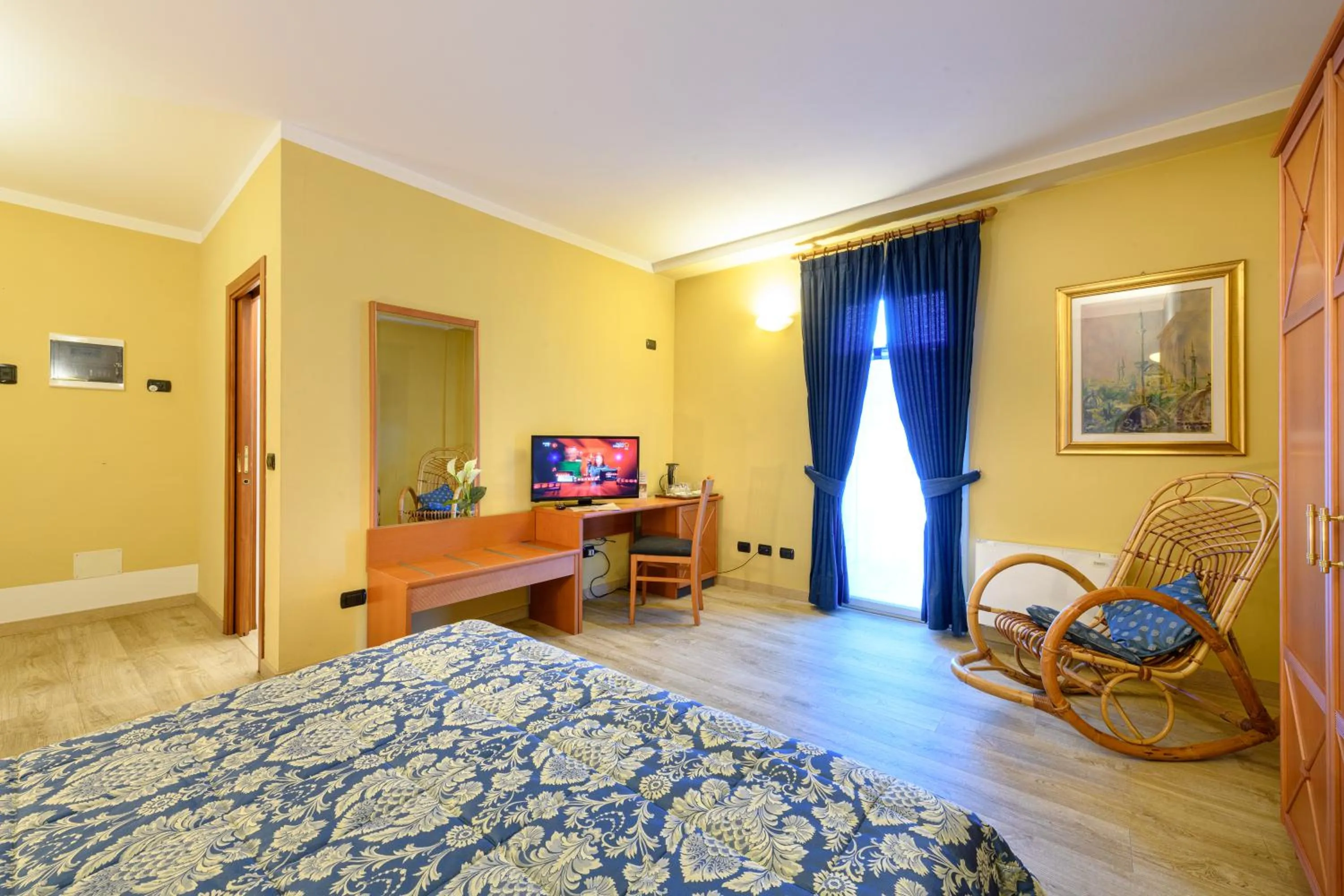 Photo of the whole room, Bed in Hotel Garni Le Corti