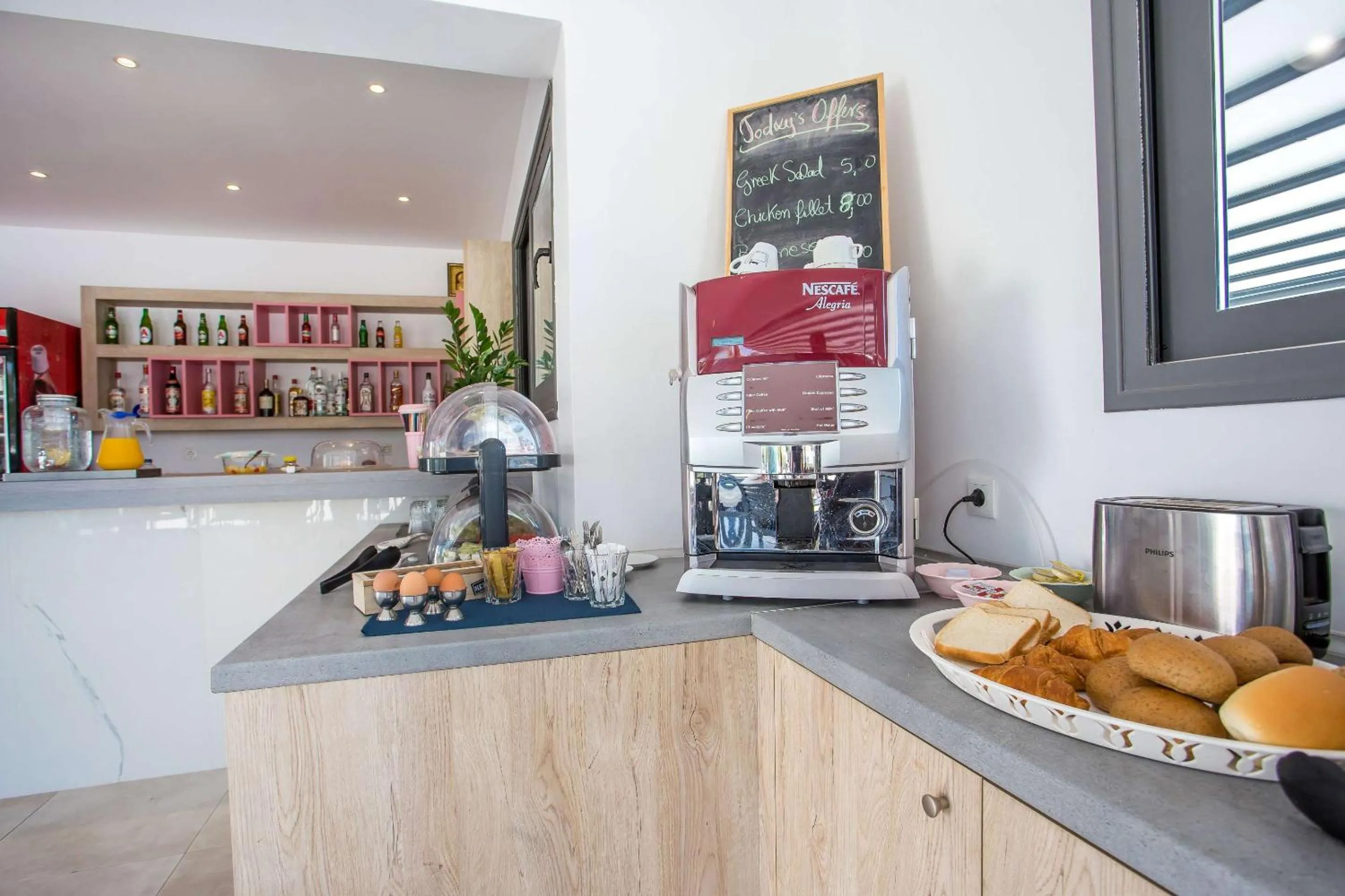 Restaurant/places to eat in Madison Boutique, Faliraki