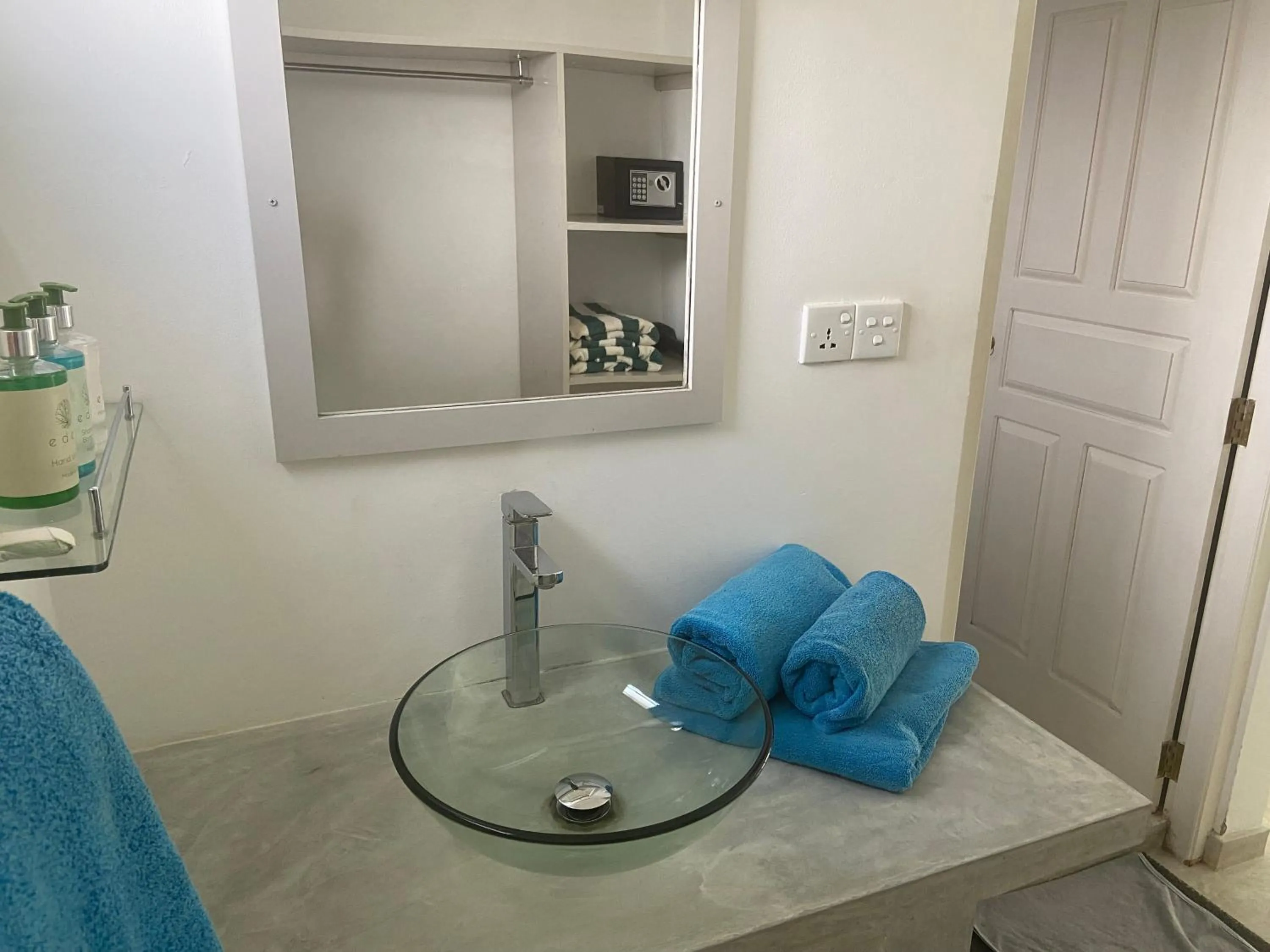 towels in Plantation House