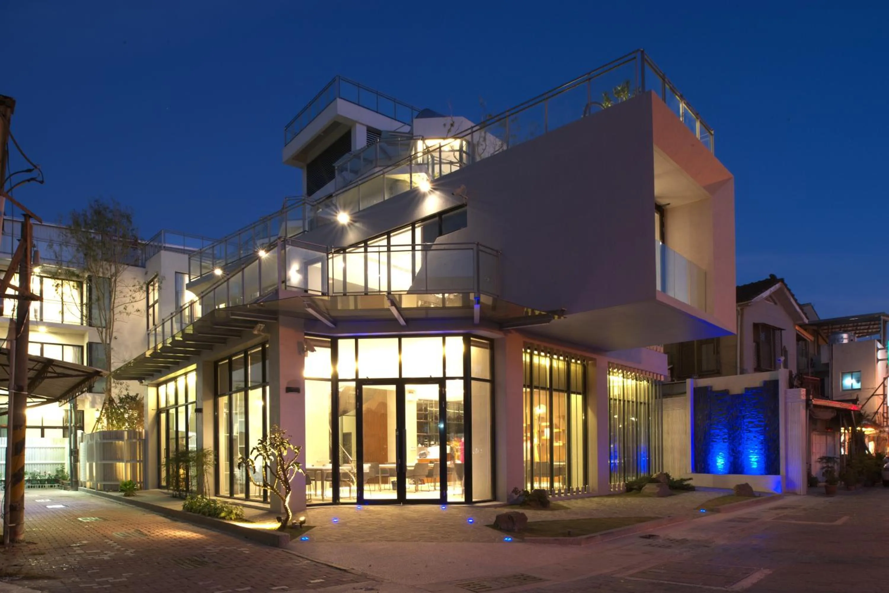 Property building in Tongzhan Design Inns