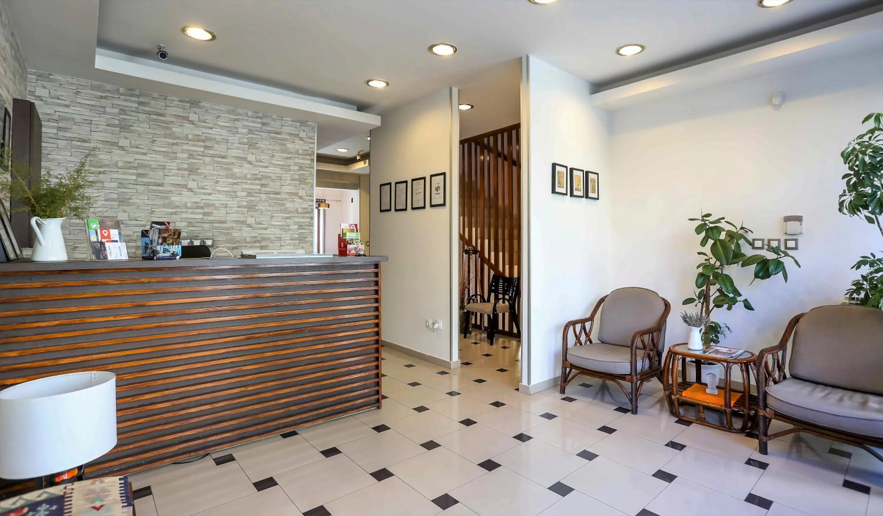 Facade/entrance in Hotel Divan