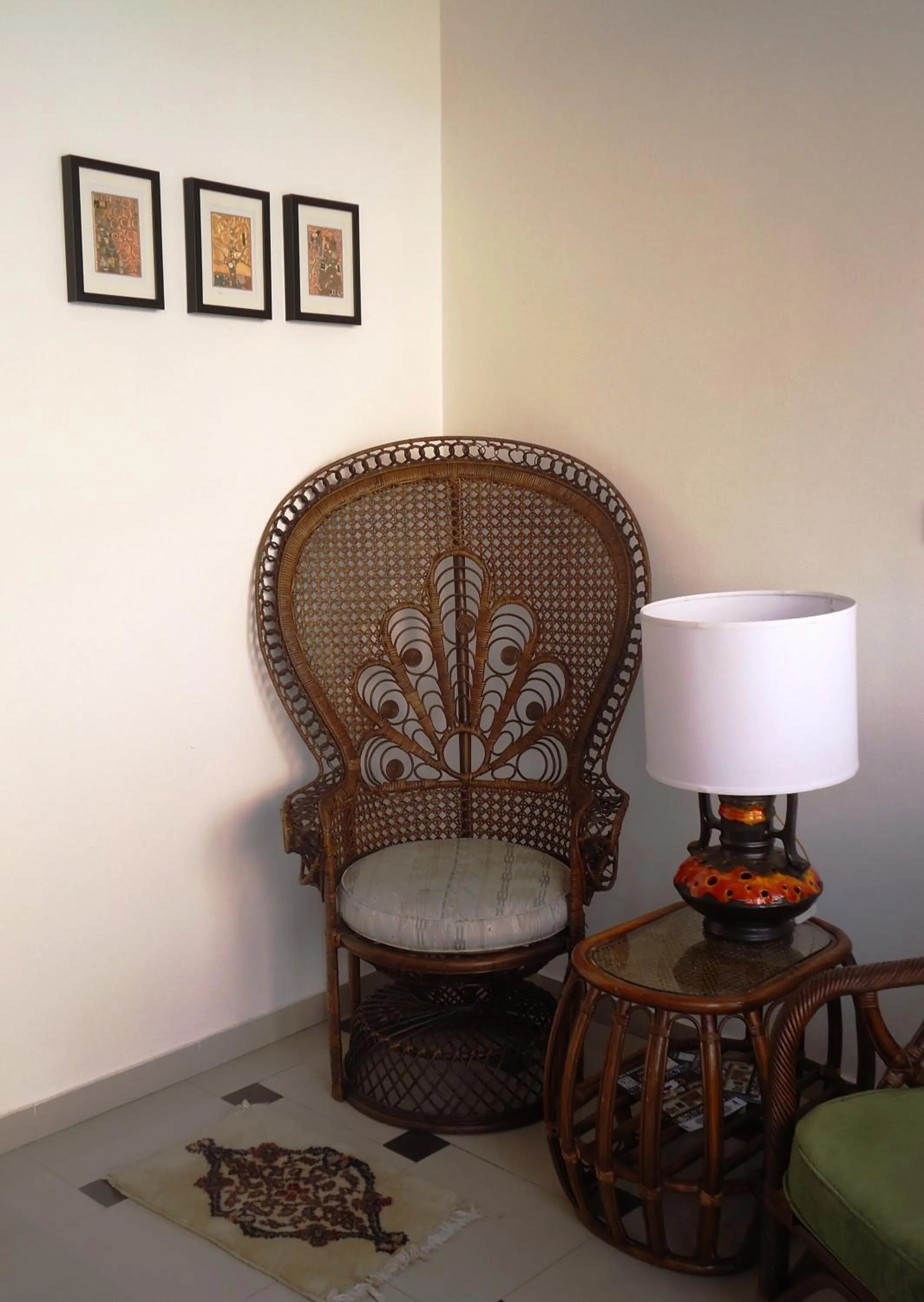 Decorative detail in Hotel Divan