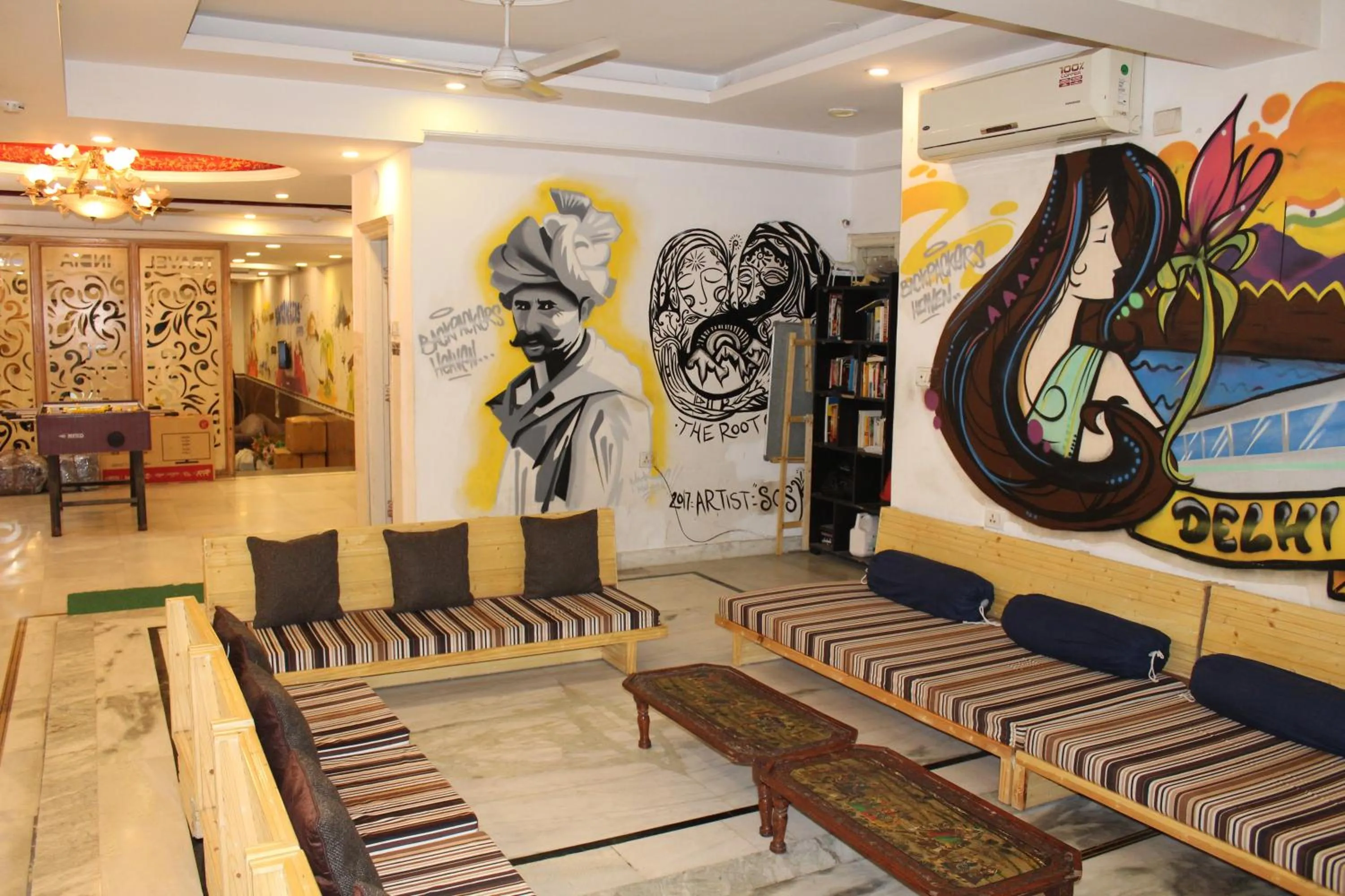 Living room in Hindustan By Backpackers Heaven - Traveller's Choice Award 2025 Best of Best Winning Hotel