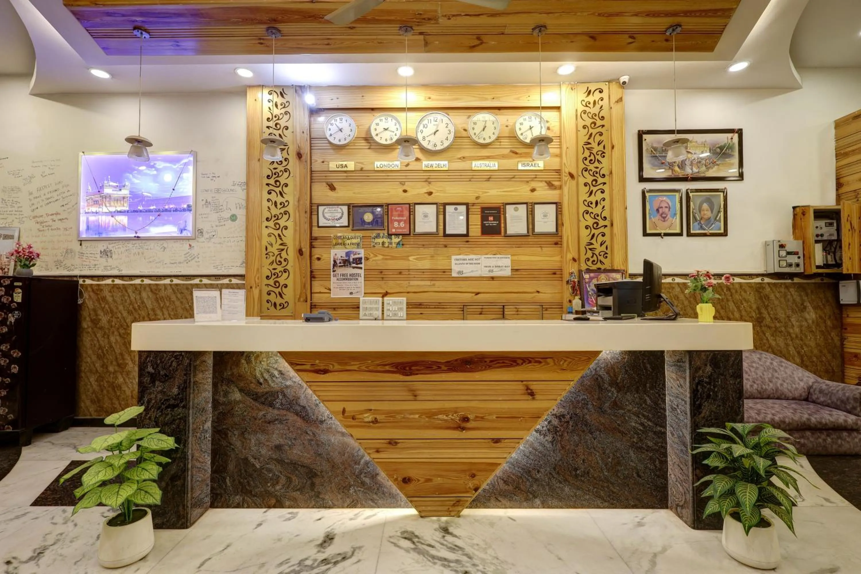 Hindustan By Backpackers Heaven - Traveller's Choice Award 2025 Best of Best Winning Hotel