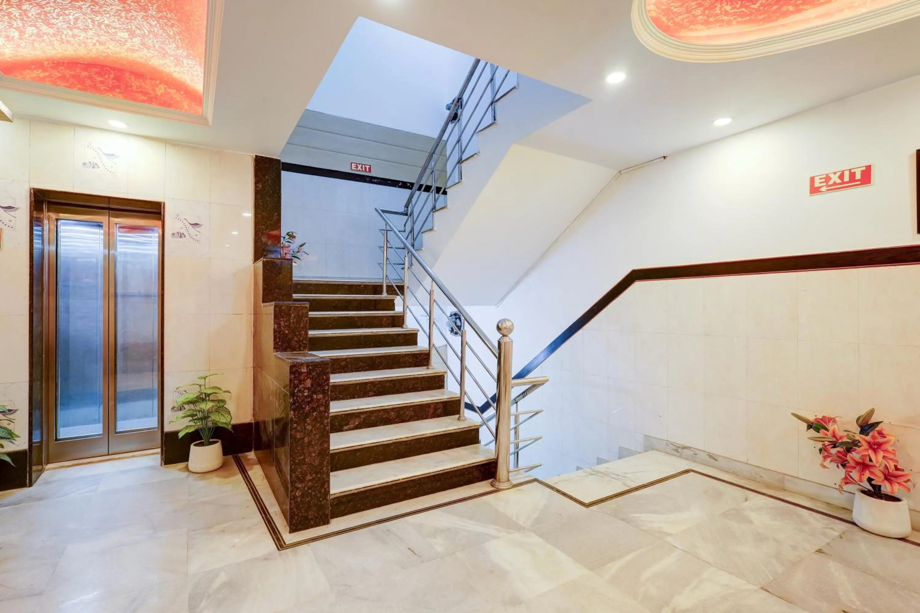 Hindustan By Backpackers Heaven - Traveller's Choice Award 2025 Best of Best Winning Hotel