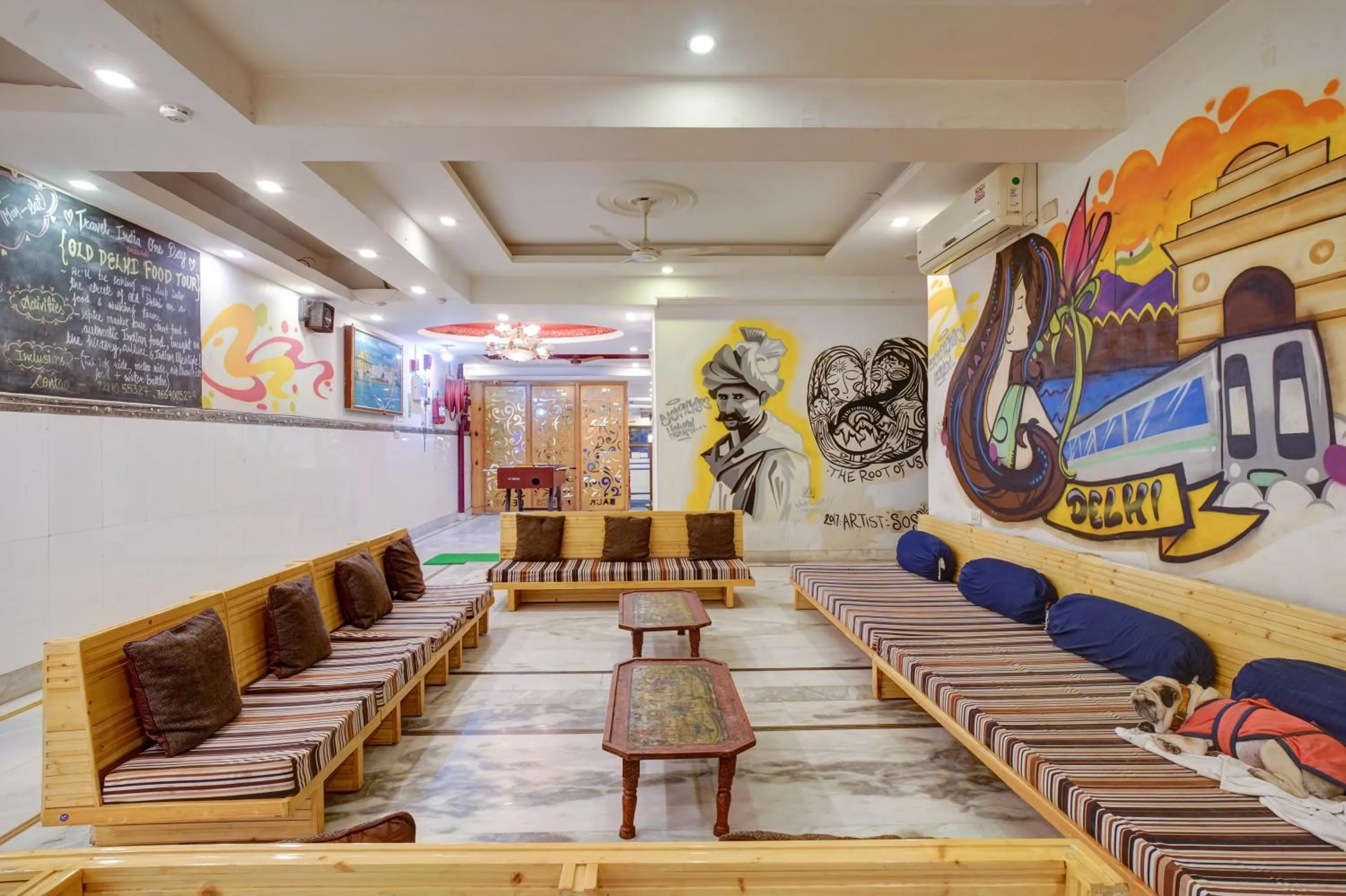 Seating area in Hindustan By Backpackers Heaven - Traveller's Choice Award 2025 Best of Best Winning Hotel