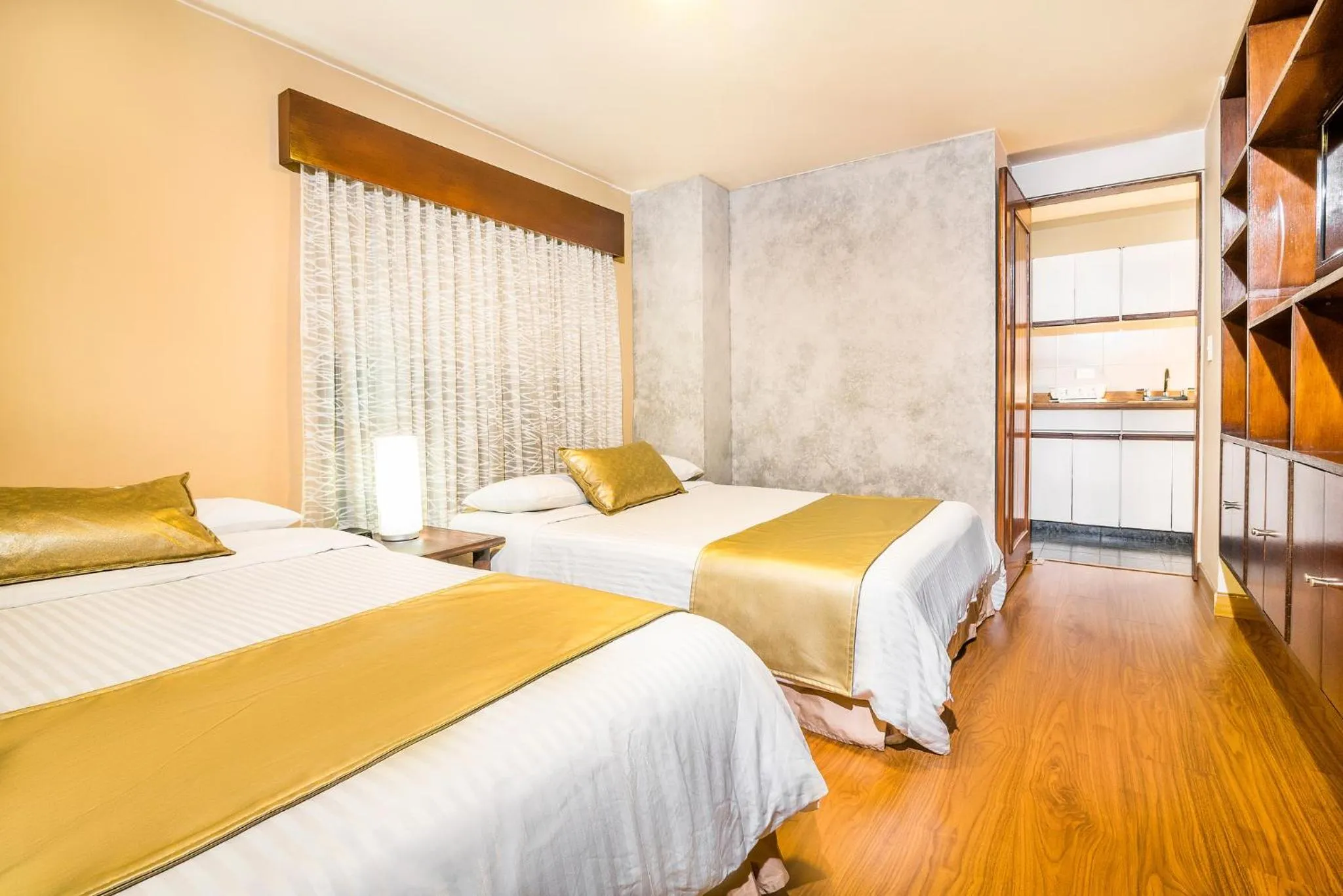 Bedroom, Bed in Lloyds Apartasuites Parque 93