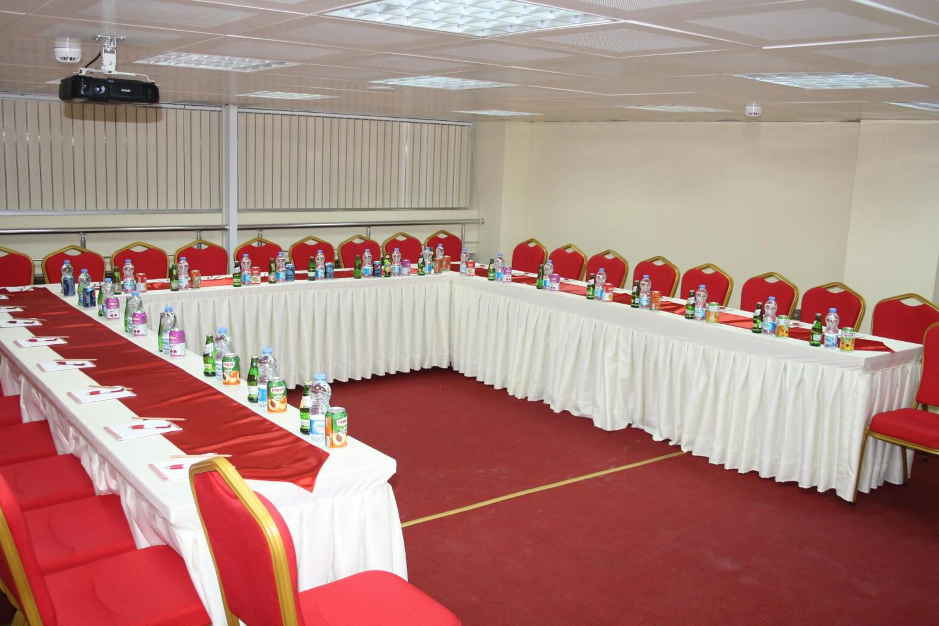 Business facilities in Gloria Tibi Hotel