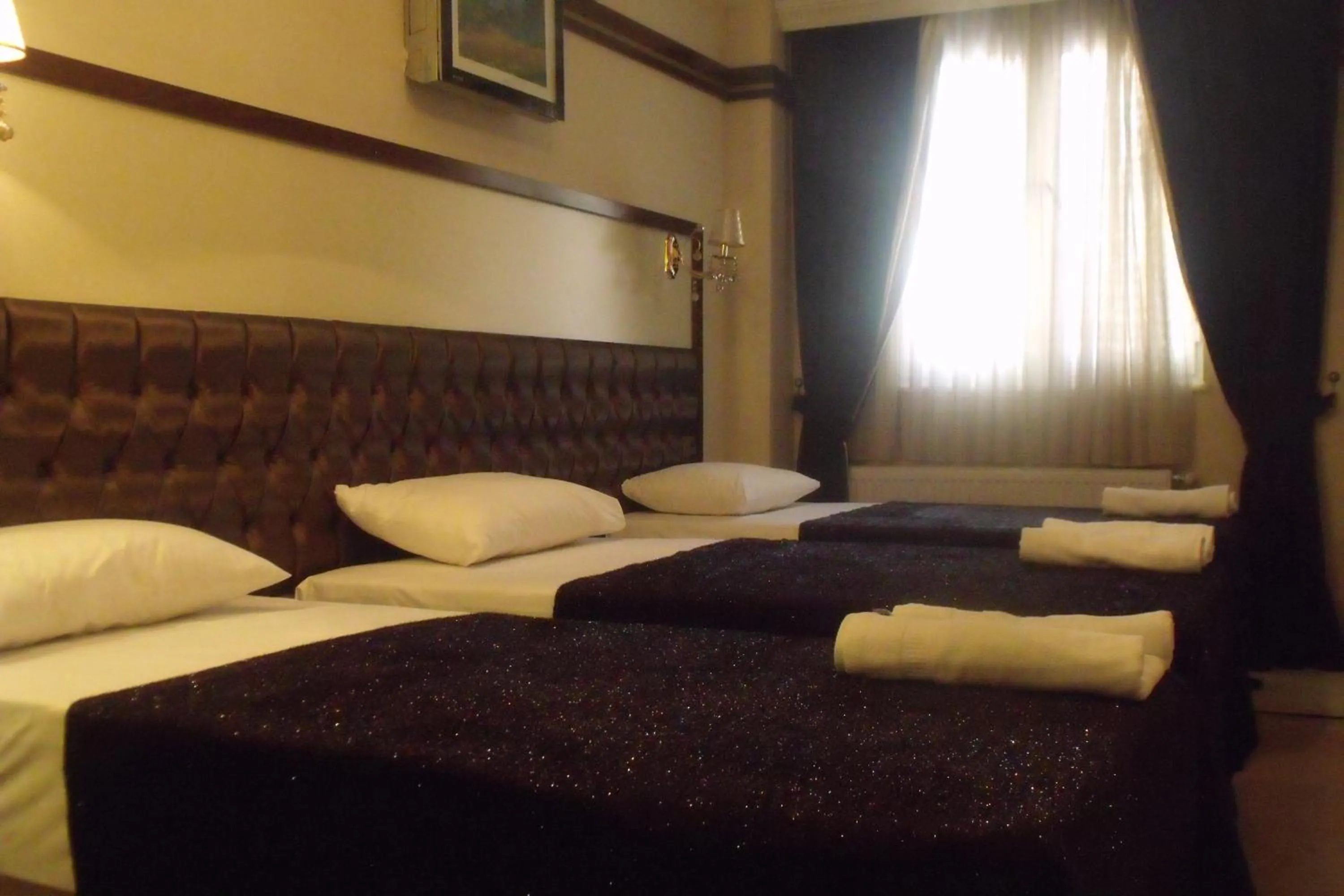 Decorative detail, Bed in Gloria Tibi Hotel