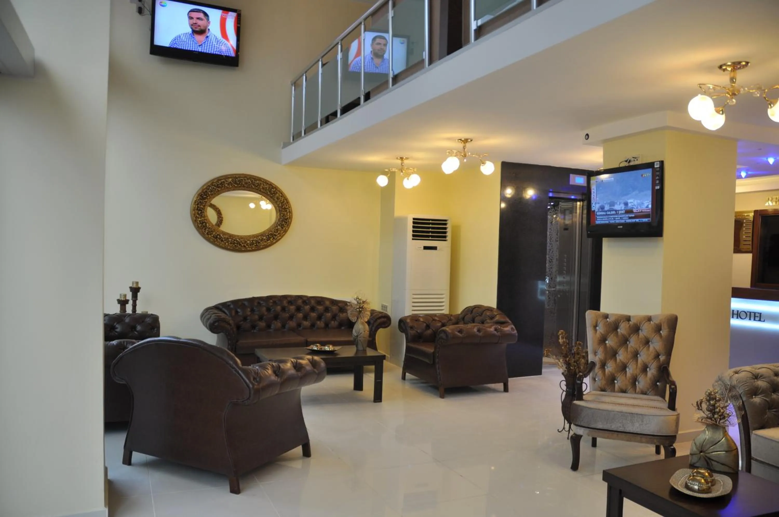 Lobby or reception in Gloria Tibi Hotel