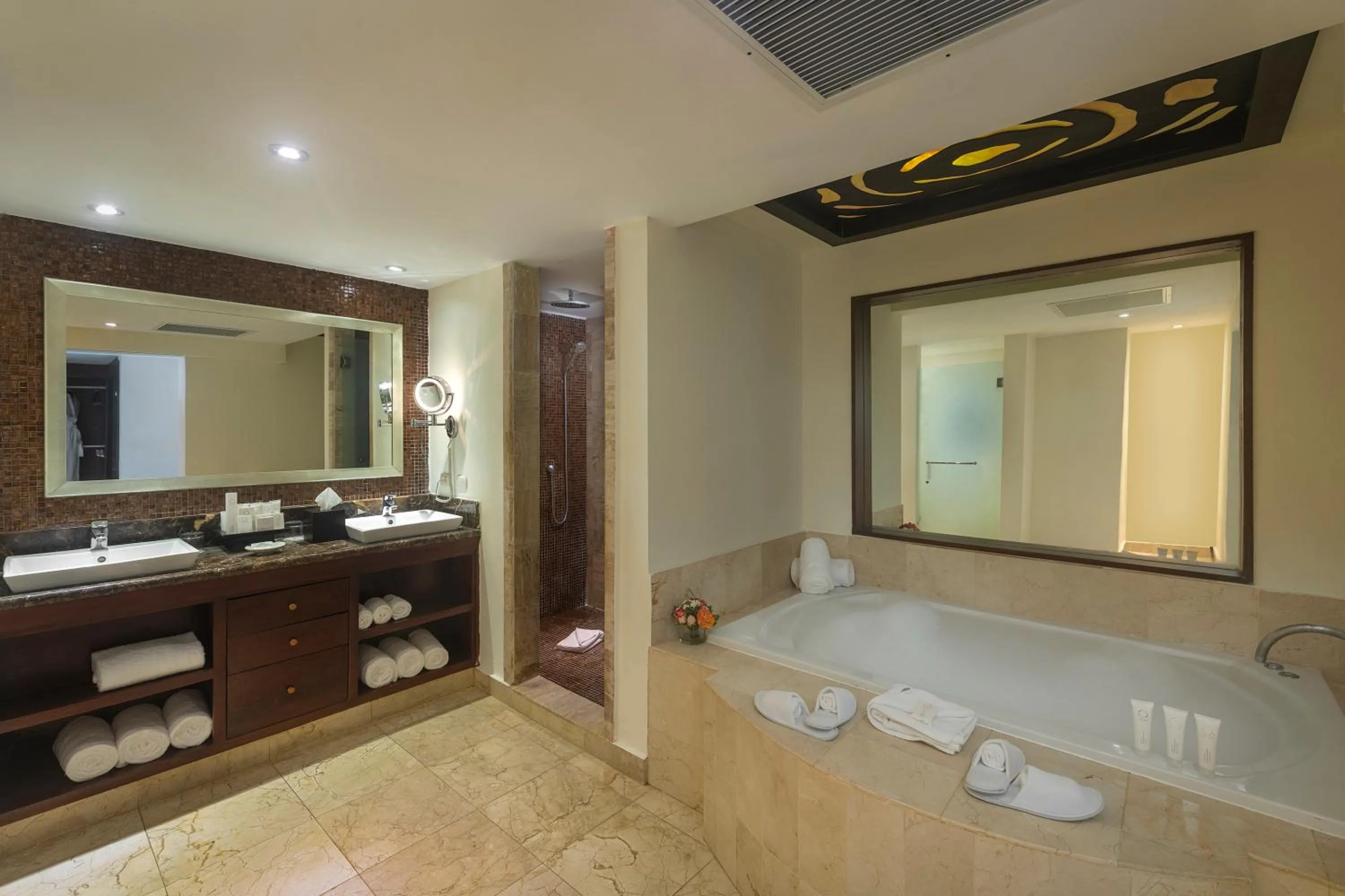 Bathroom in Jewel Palm Beach