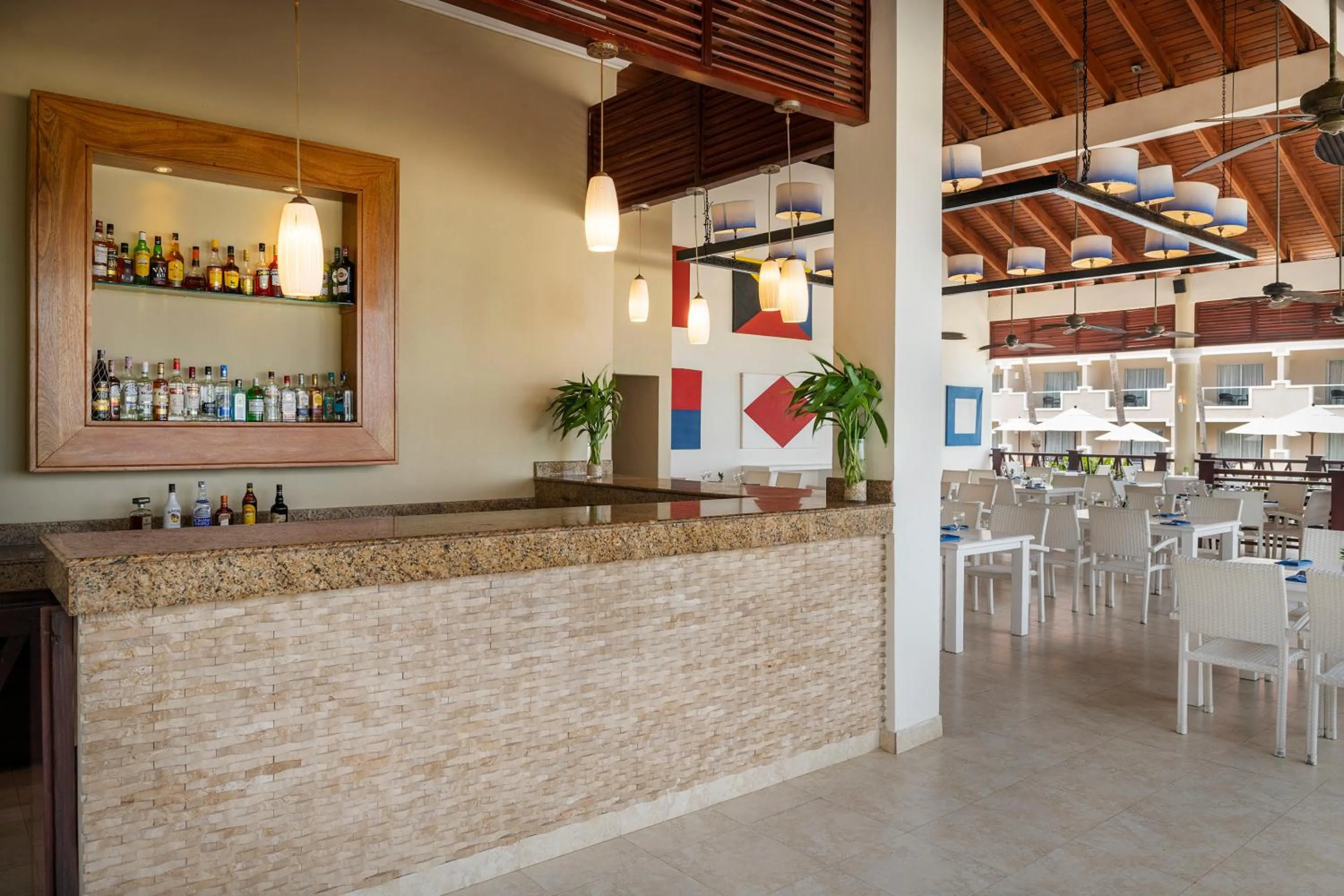 Lounge or bar in Jewel Palm Beach
