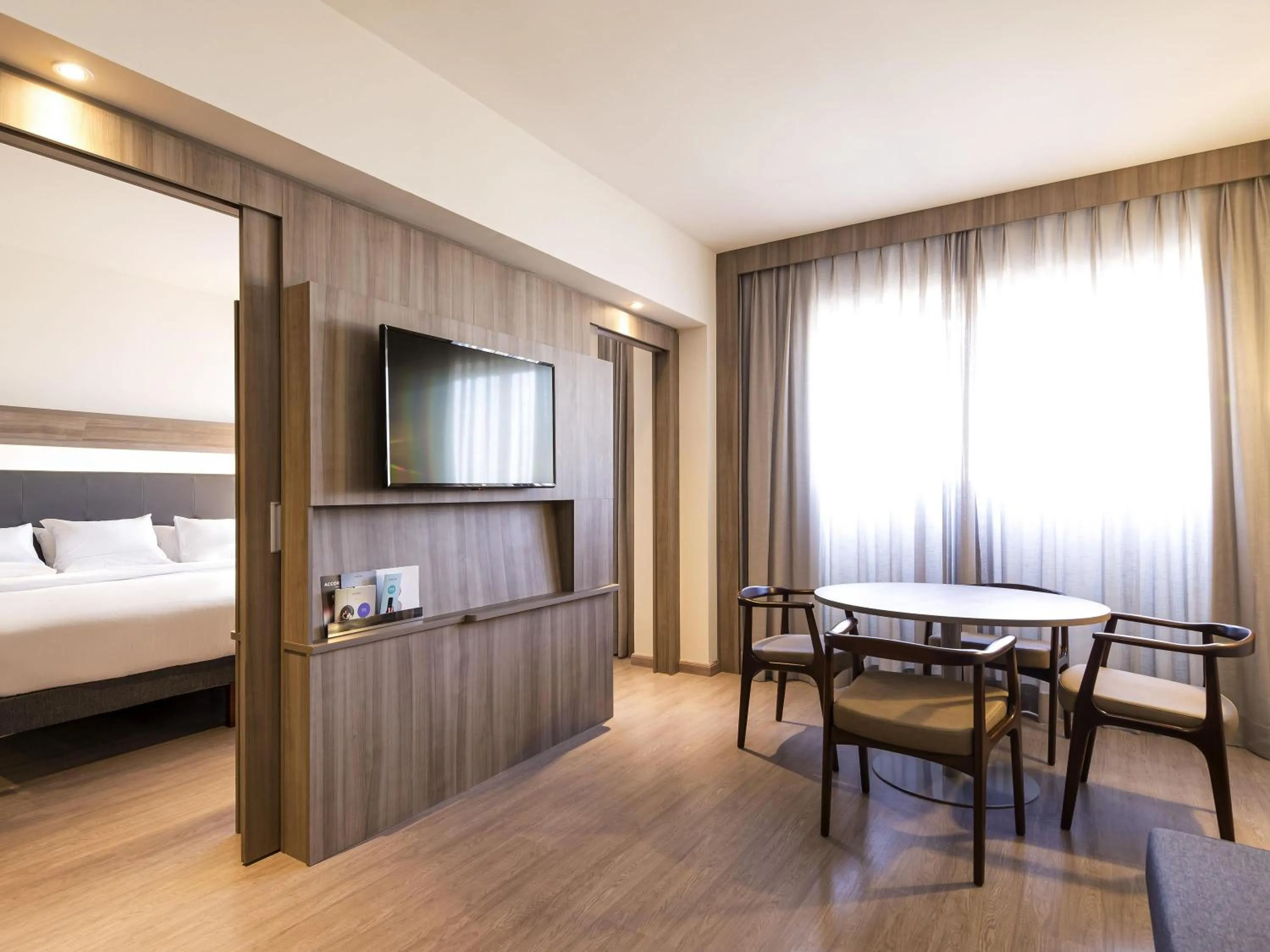 Bedroom, Bed in Novotel São Paulo Berrini