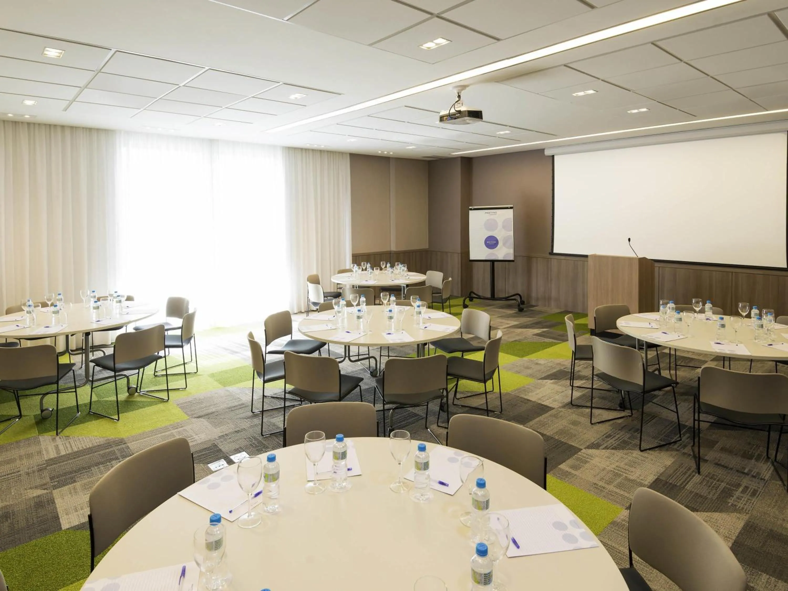 Meeting/conference room in Novotel São Paulo Berrini