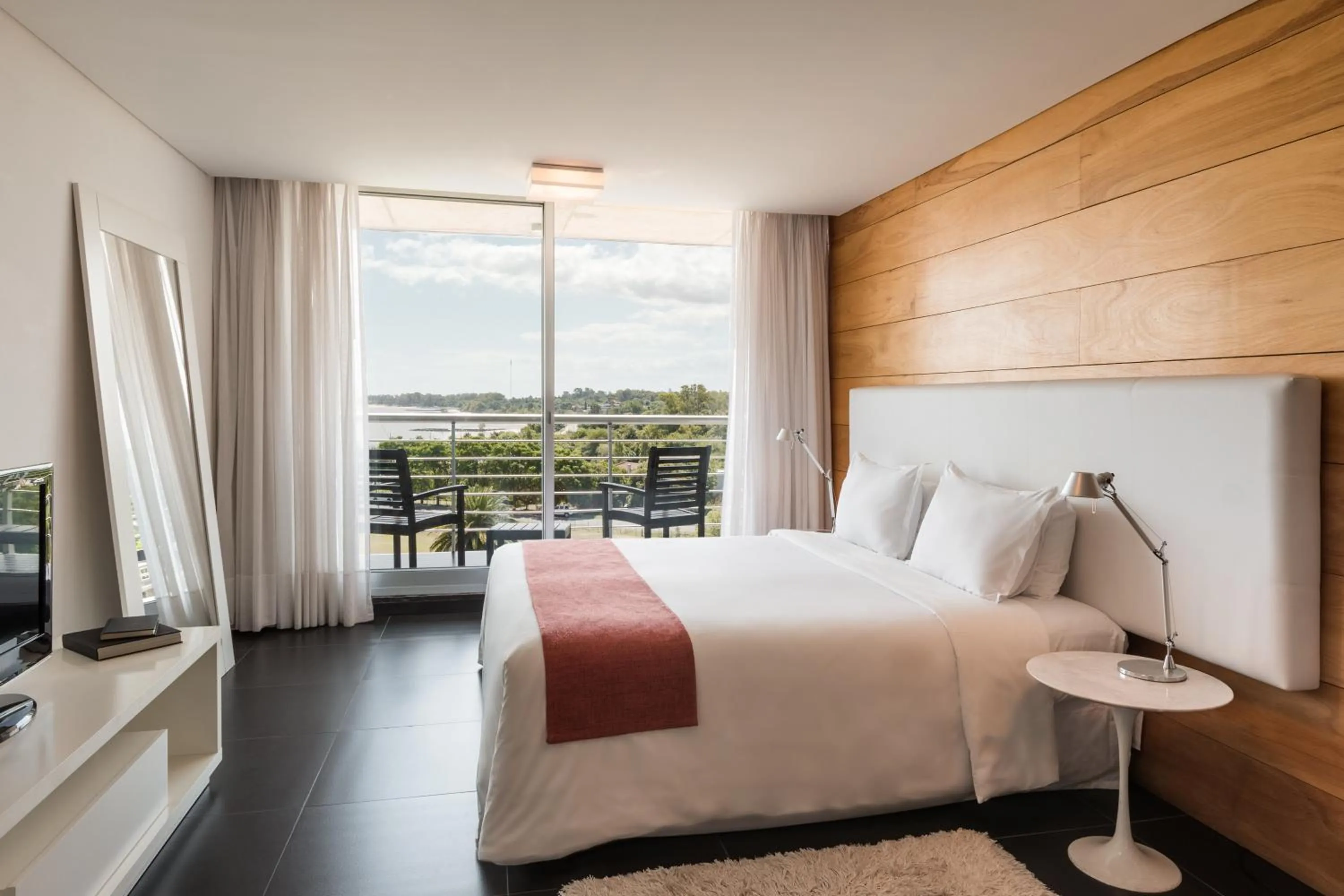 River view, Bed in Costa Colonia - Riverside Boutique Hotel