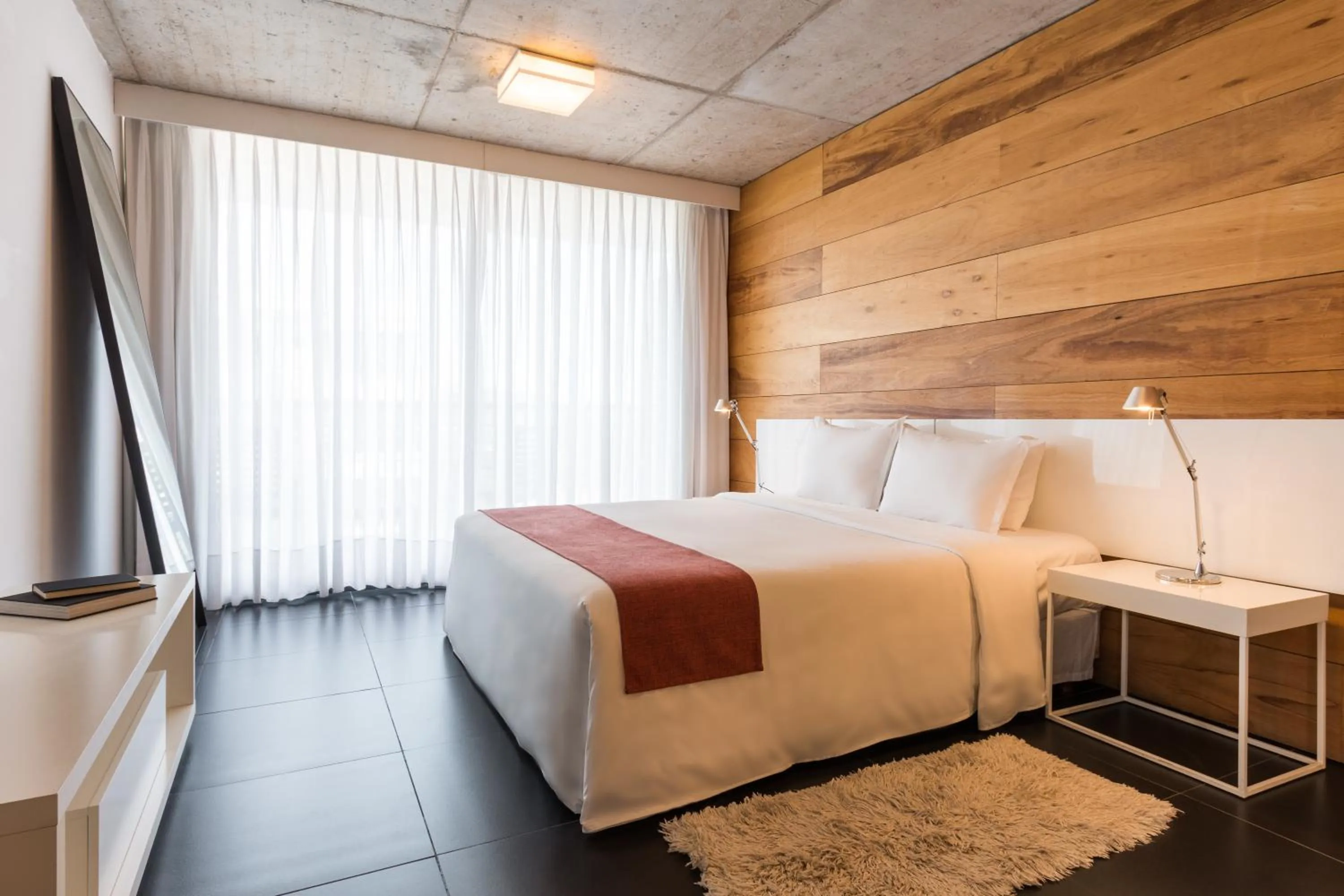 Bedroom, Bed in Costa Colonia - Riverside Boutique Hotel