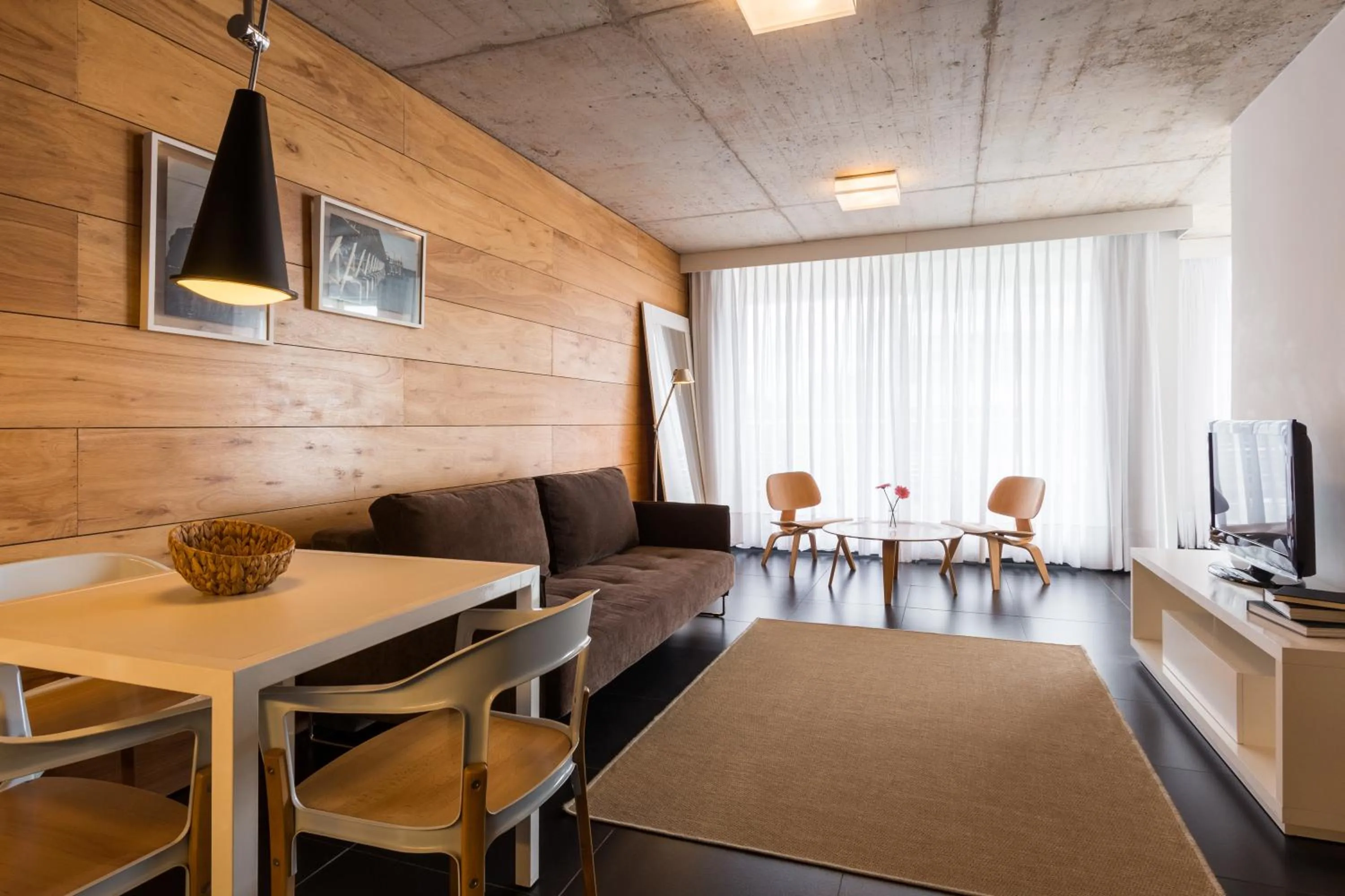 Costa Colonia - Riverside Boutique Hotel