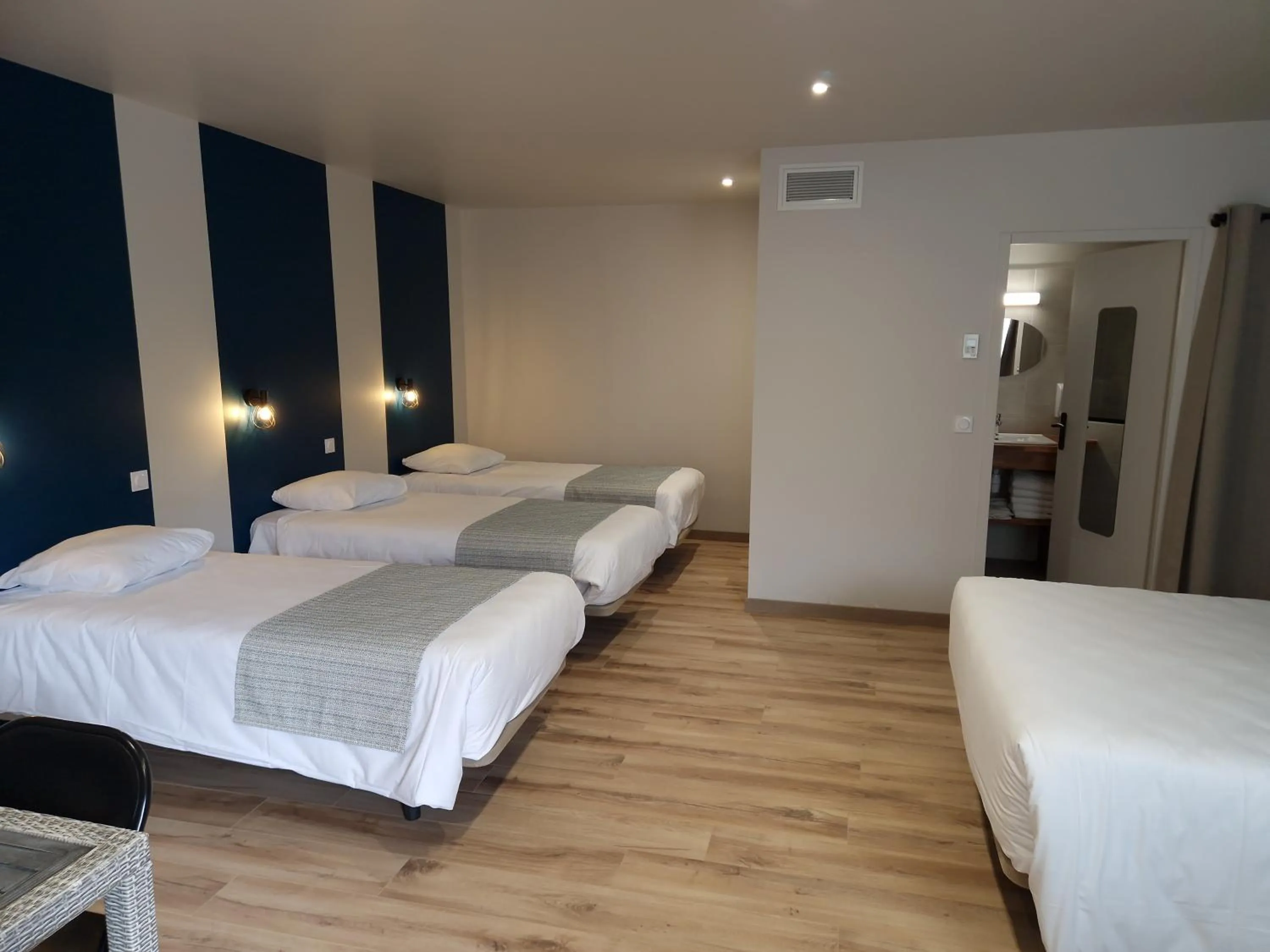 Bed in Hotel Restaurant L'Espassole