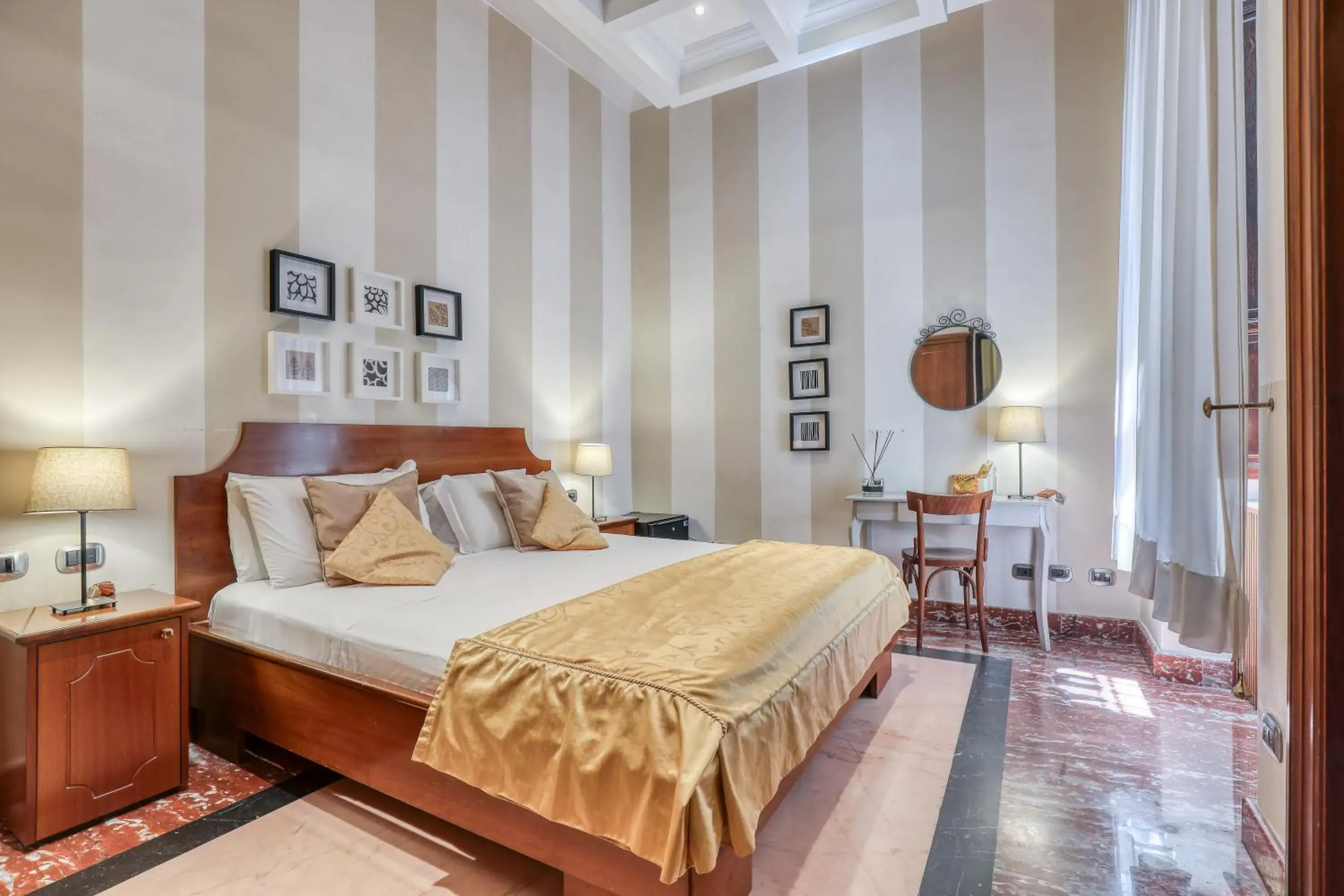 Double Room in Spagna Dream Suites Double Room in Spagna Dream Suites