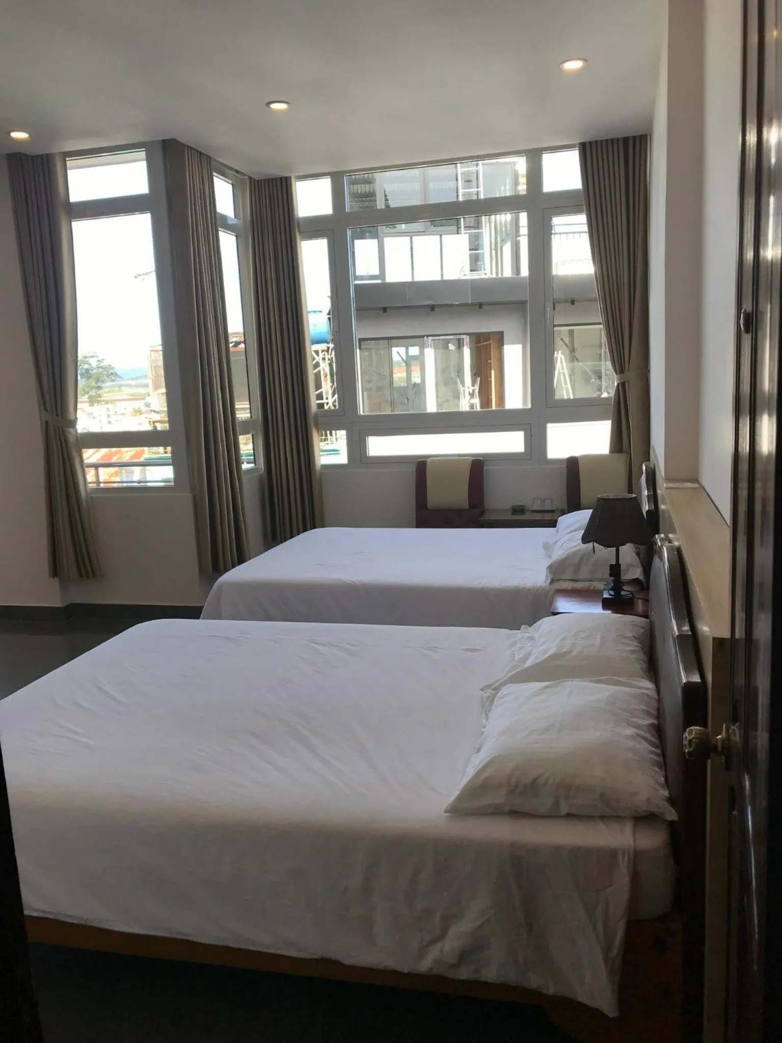 Bed in Tuyet Son Hotel