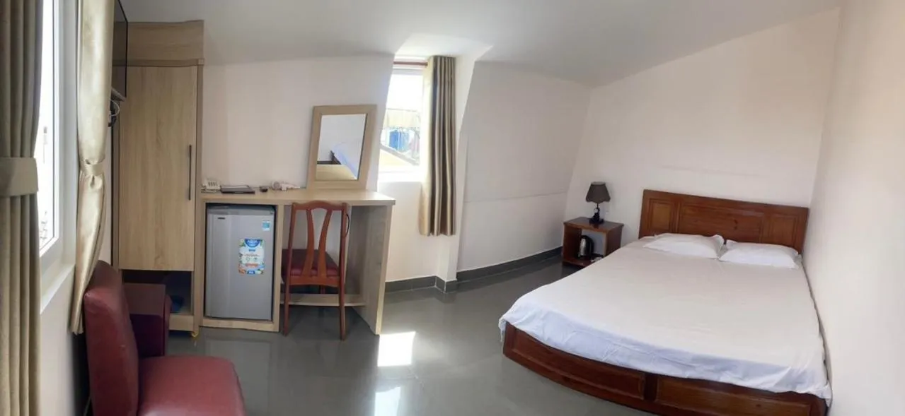 Bed in Tuyet Son Hotel