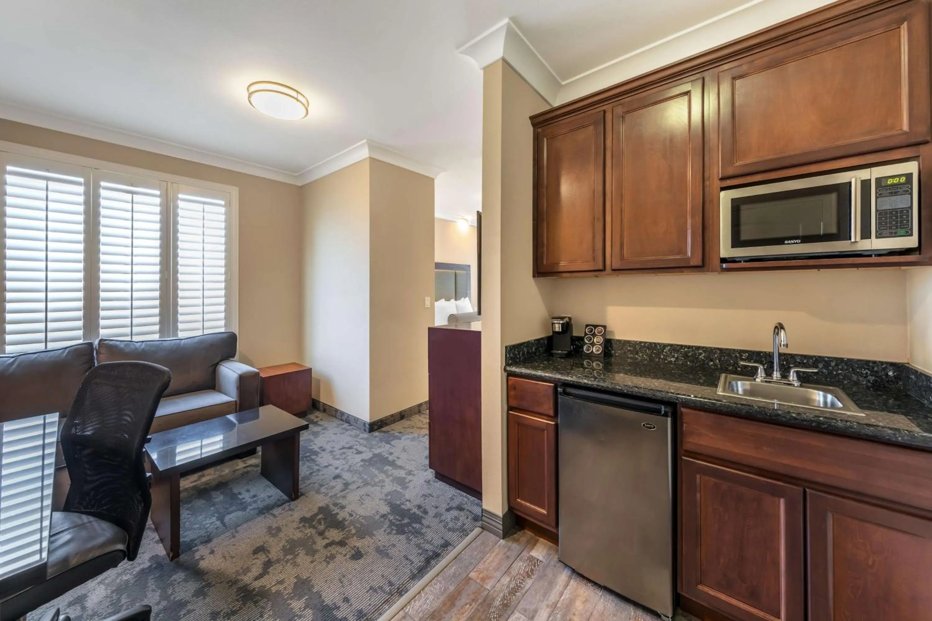 Photo of the whole room in Best Western PLUS Avita Suites