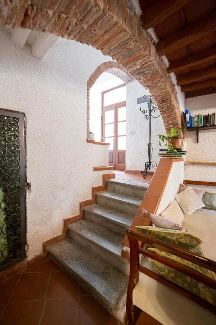 Communal lounge/ TV room in Dulcis in Borgo