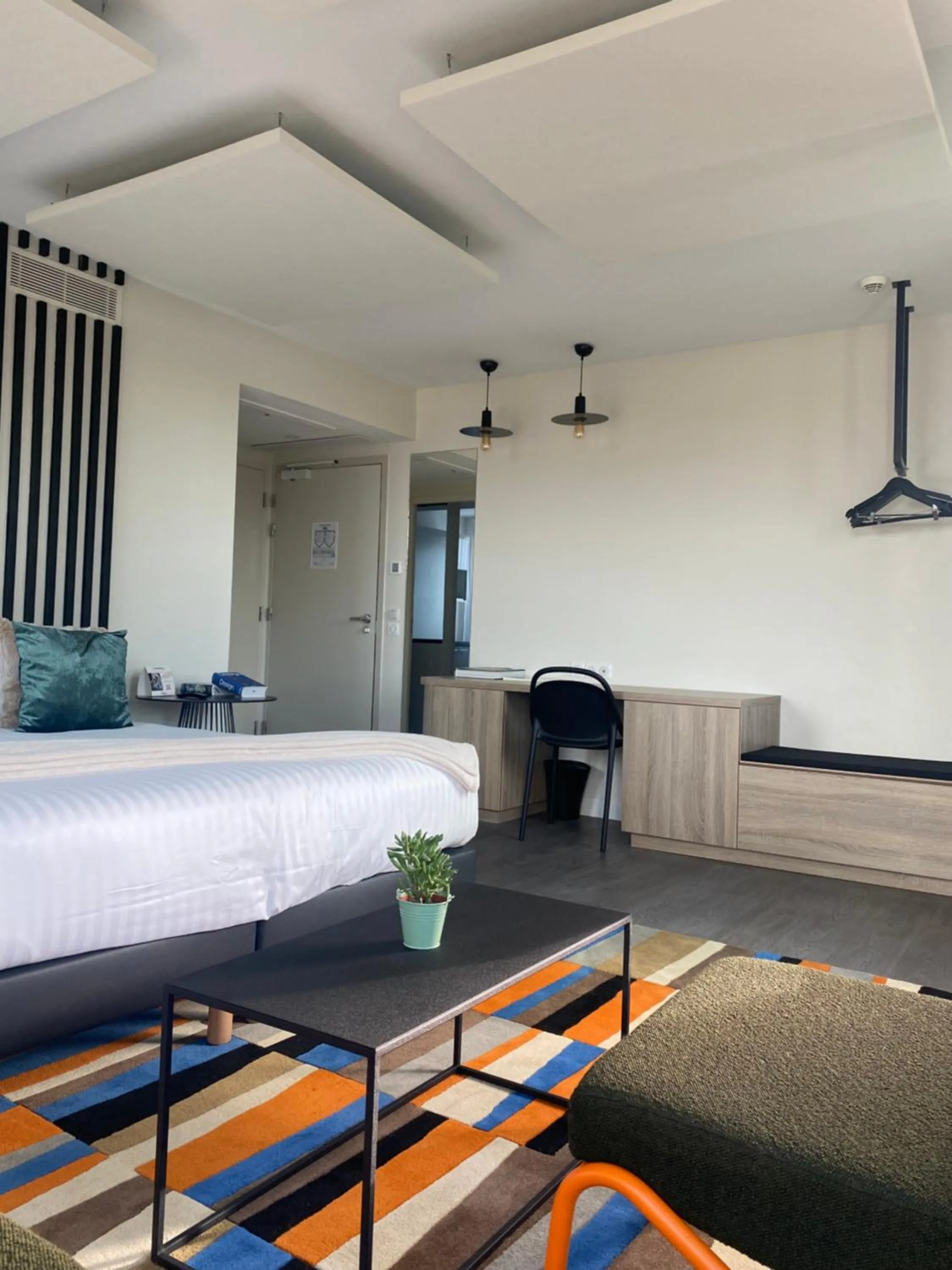 The Originals Boutique, Hôtel Maison Montmartre Paris Les Puces