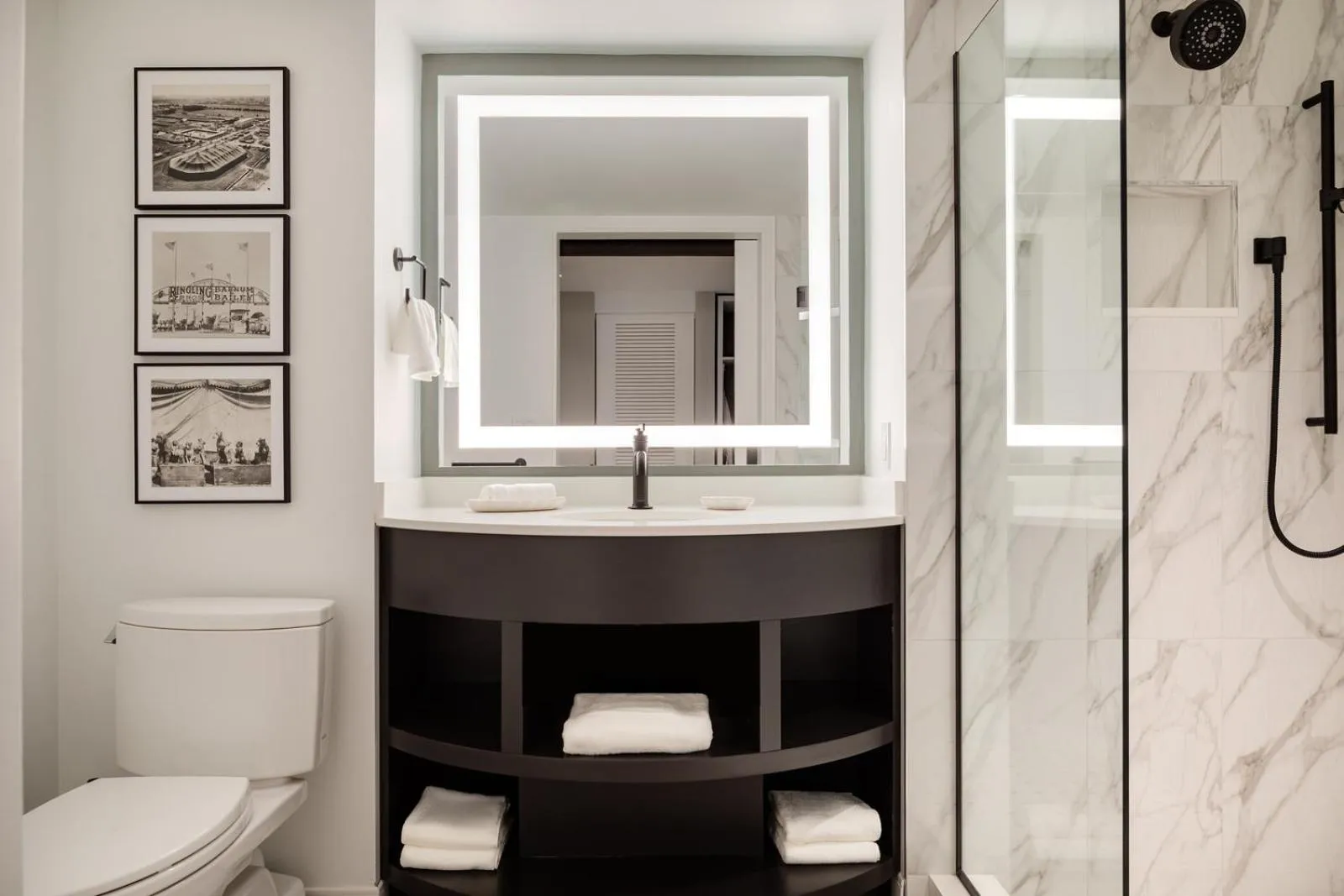 Cirque St Armands Beachside