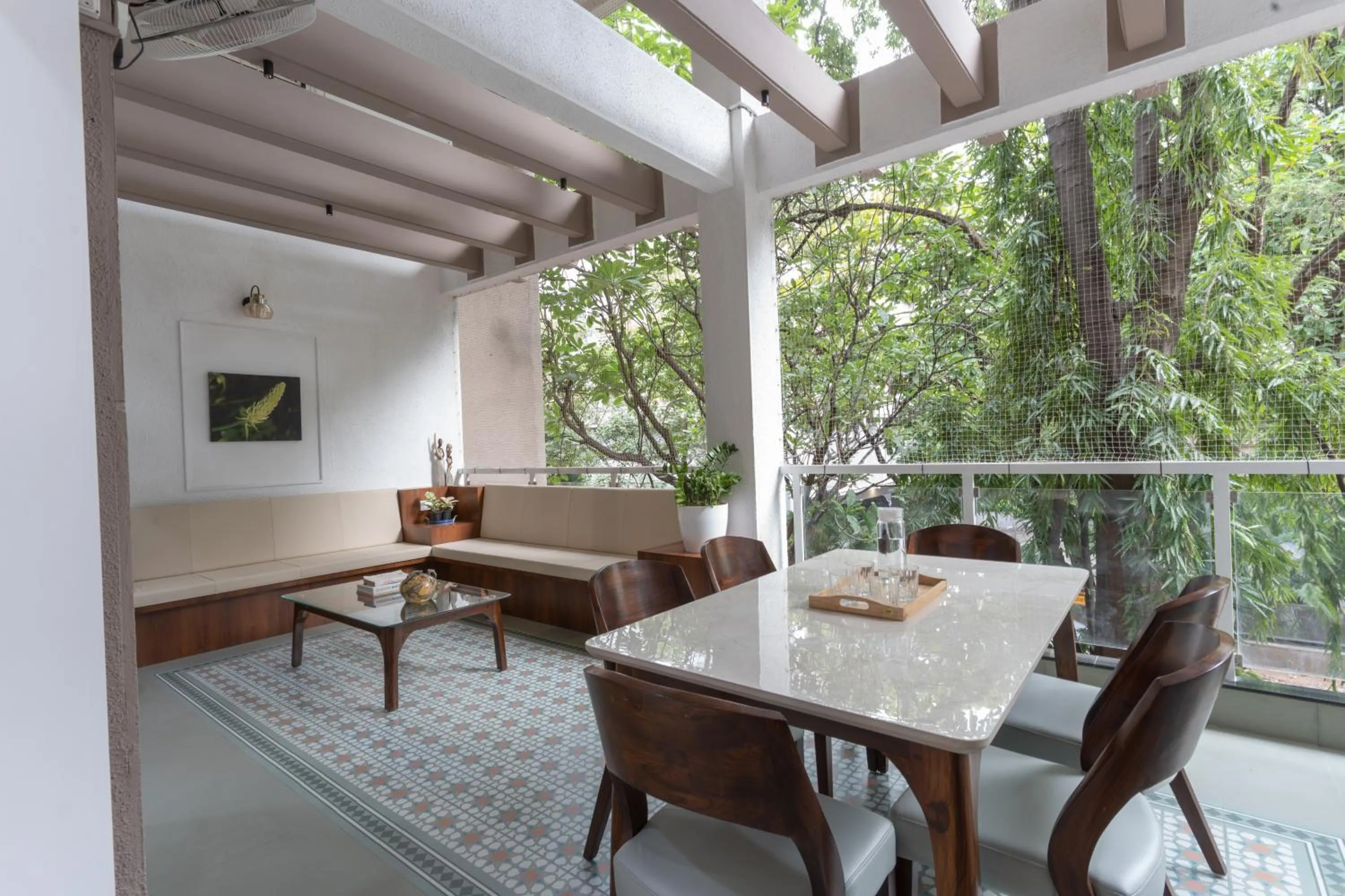 Restaurant/places to eat in Bauhinia