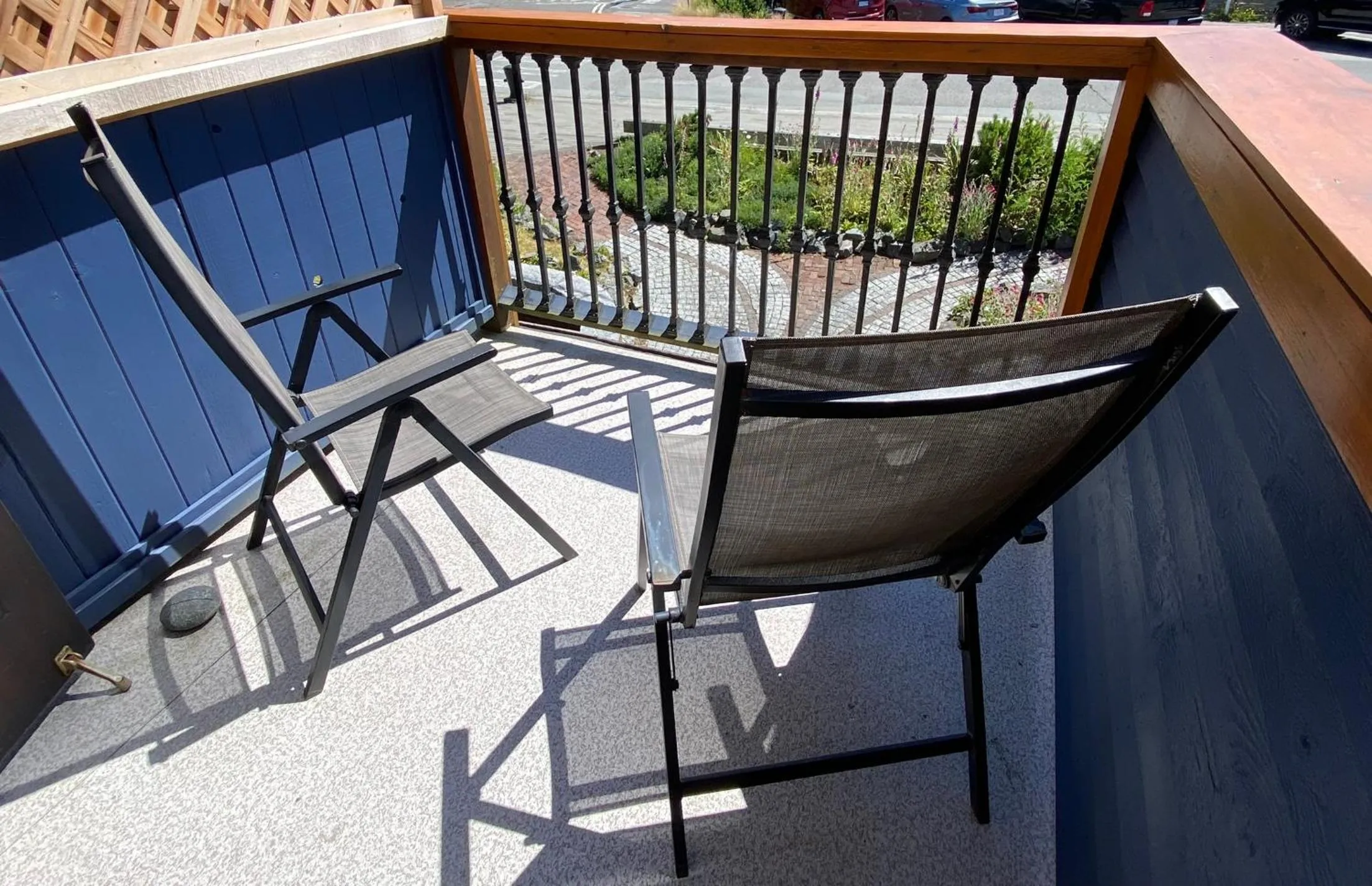 Day in The Inn at Tough City