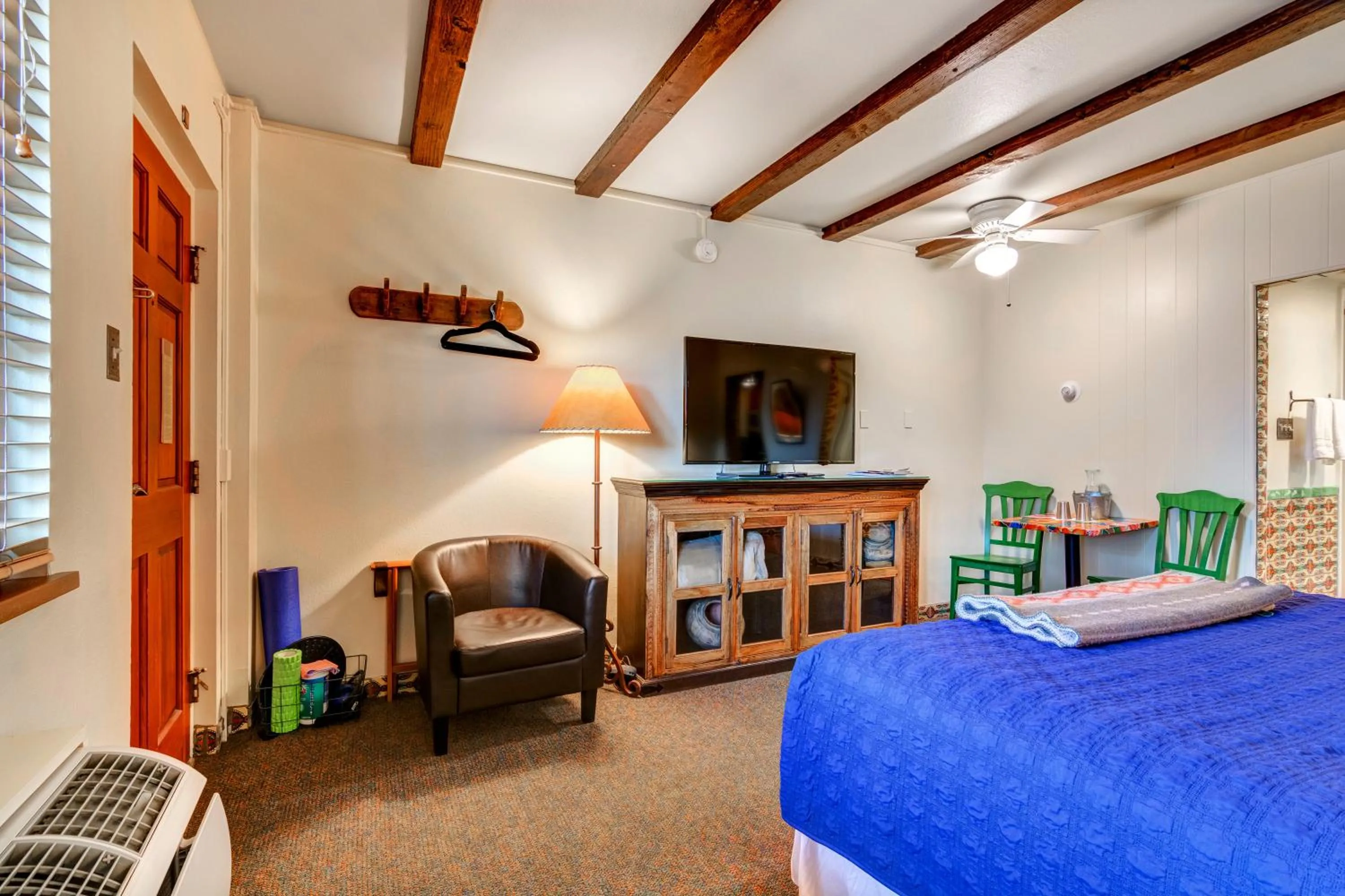 Bedroom, Bed in Santa Fe Motel & Inn