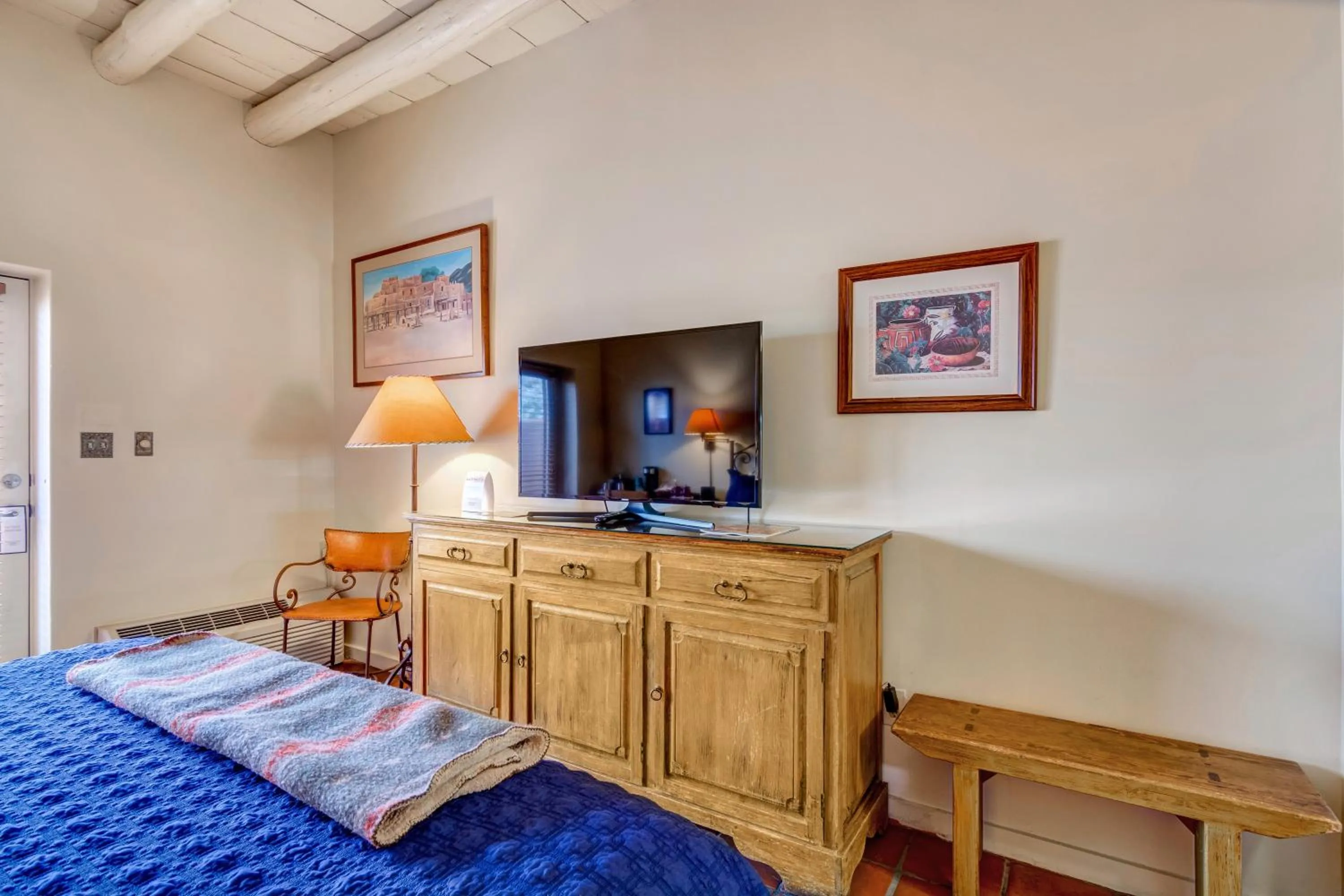 TV and multimedia, Bed in Santa Fe Motel & Inn