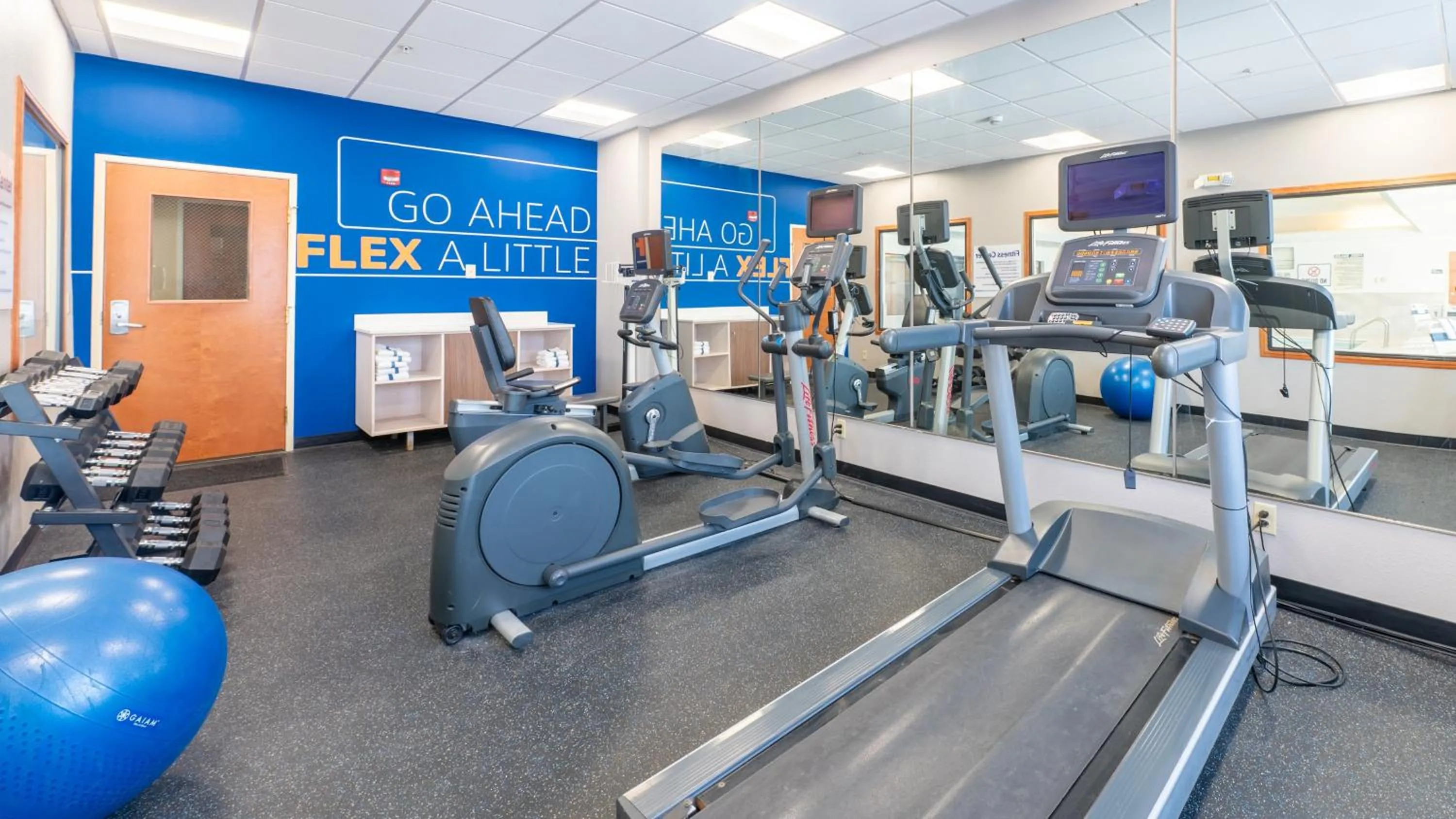 Spa and wellness centre/facilities in Holiday Inn Express Hotel & Suites Anderson by IHG