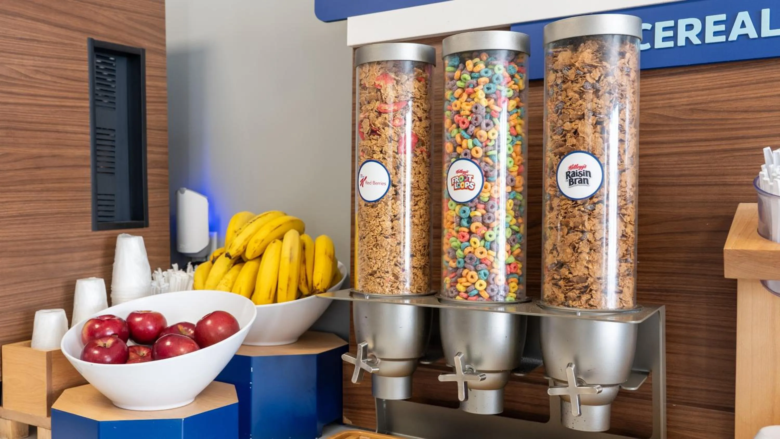 Breakfast in Holiday Inn Express Hotel & Suites Anderson by IHG