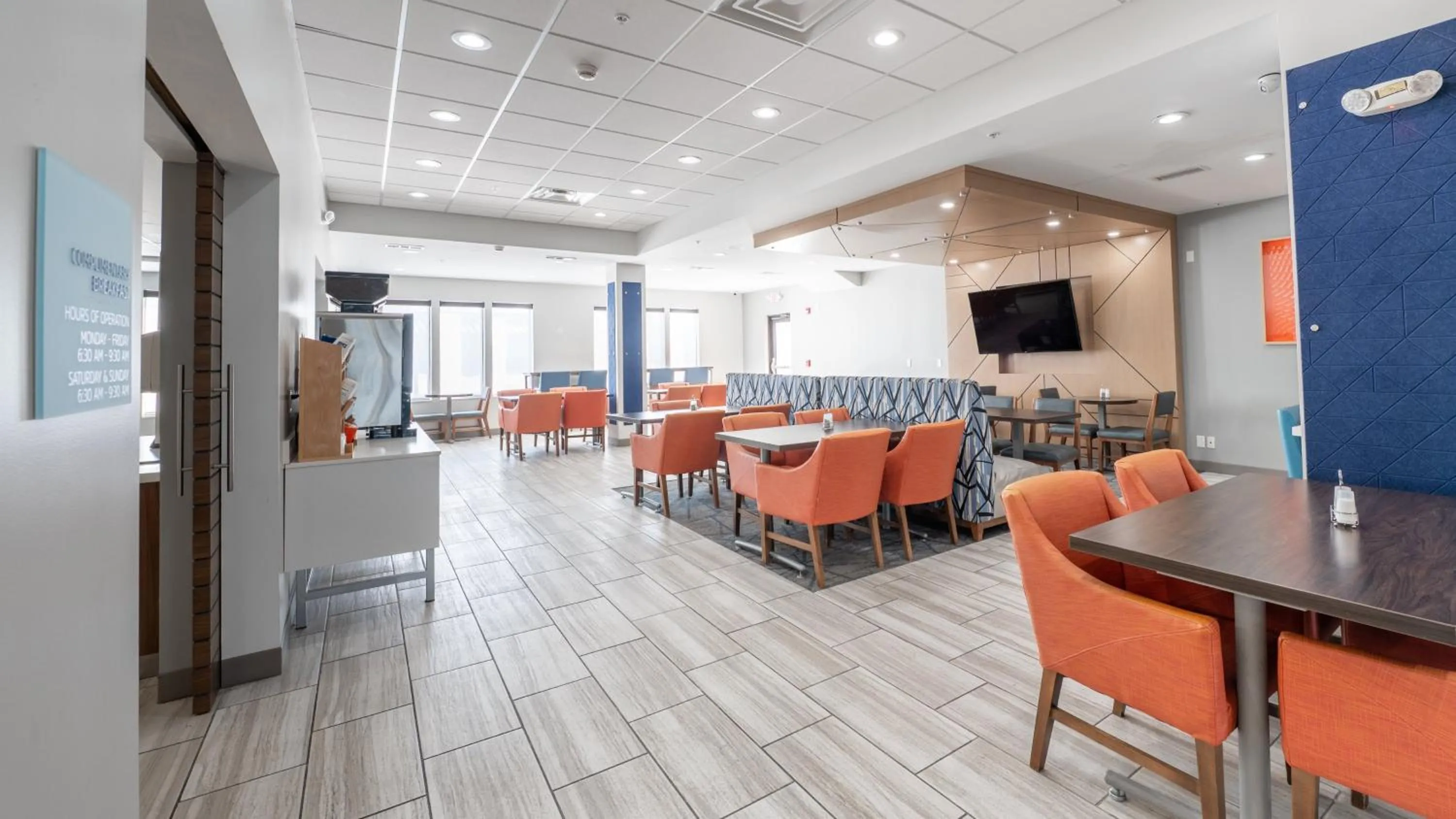 Breakfast in Holiday Inn Express Hotel & Suites Anderson by IHG