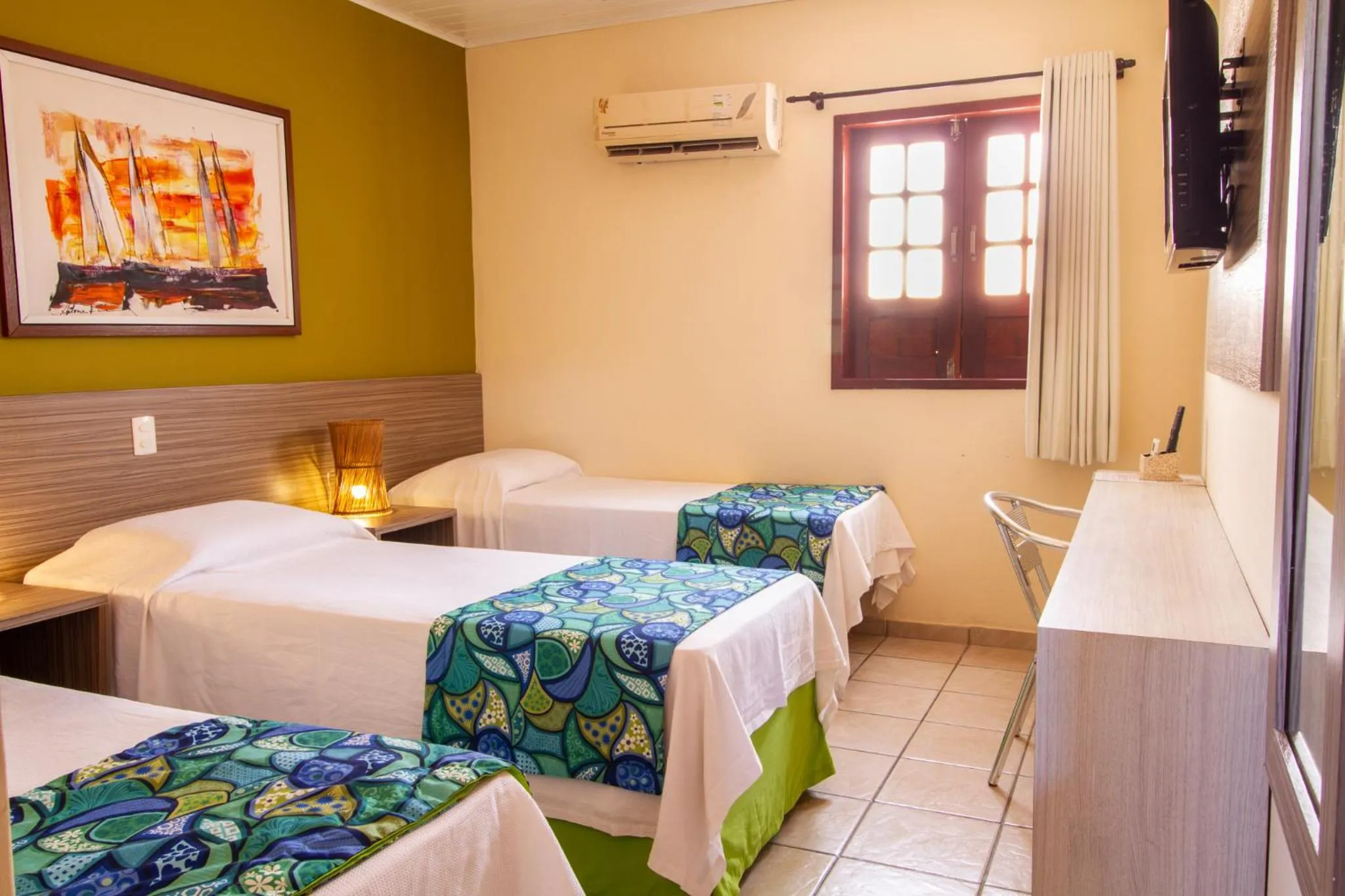 Photo of the whole room, Bed in Pousada Casamar