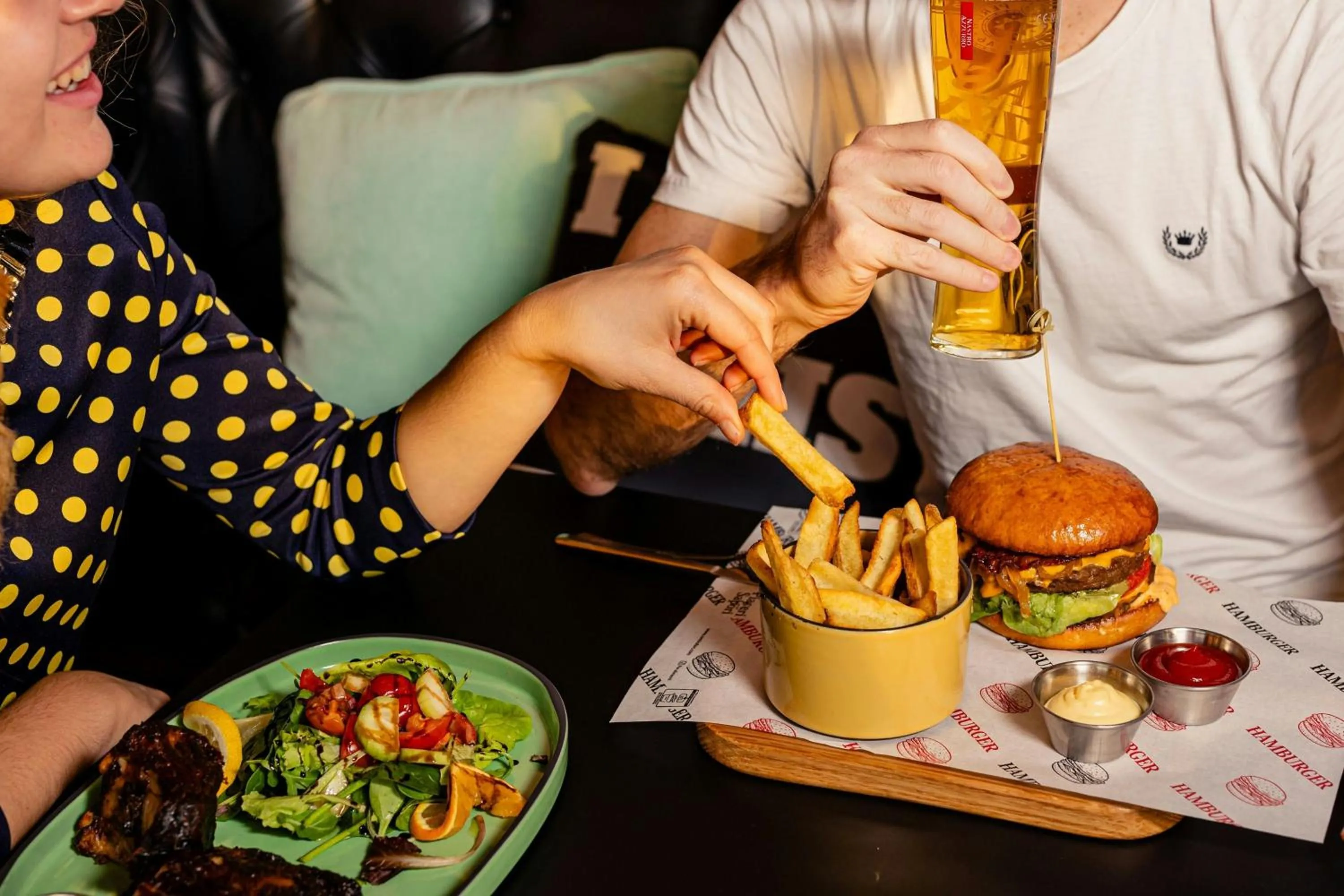 Restaurant/places to eat in Moxy Milan Linate Airport