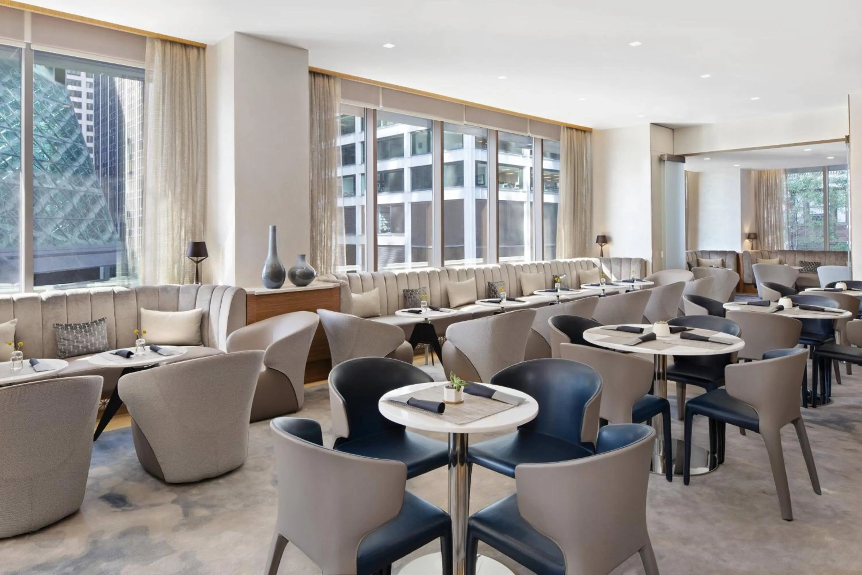 Kitchen or kitchenette in AC Hotel by Marriott New York Downtown