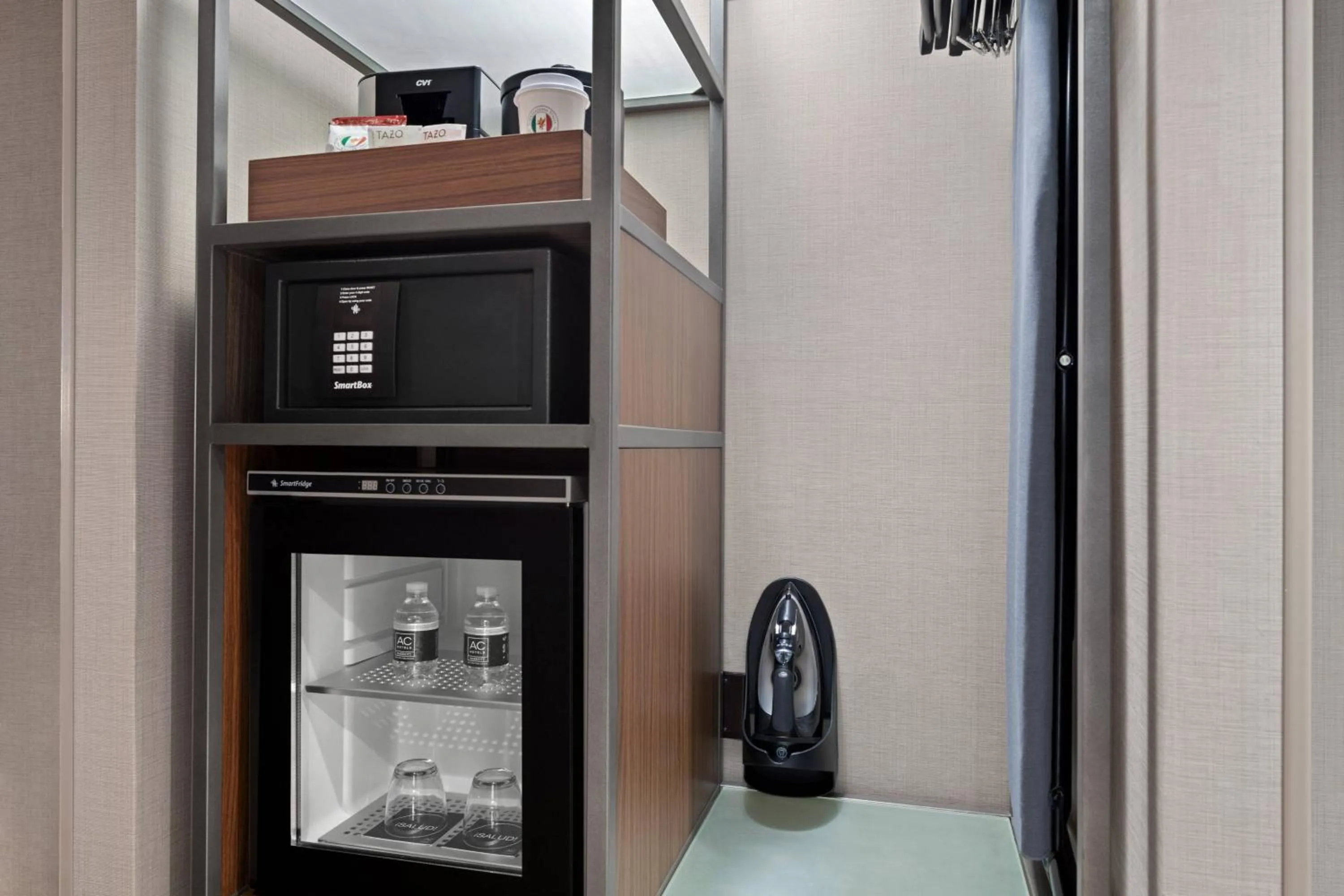 Photo of the whole room in AC Hotel by Marriott New York Downtown