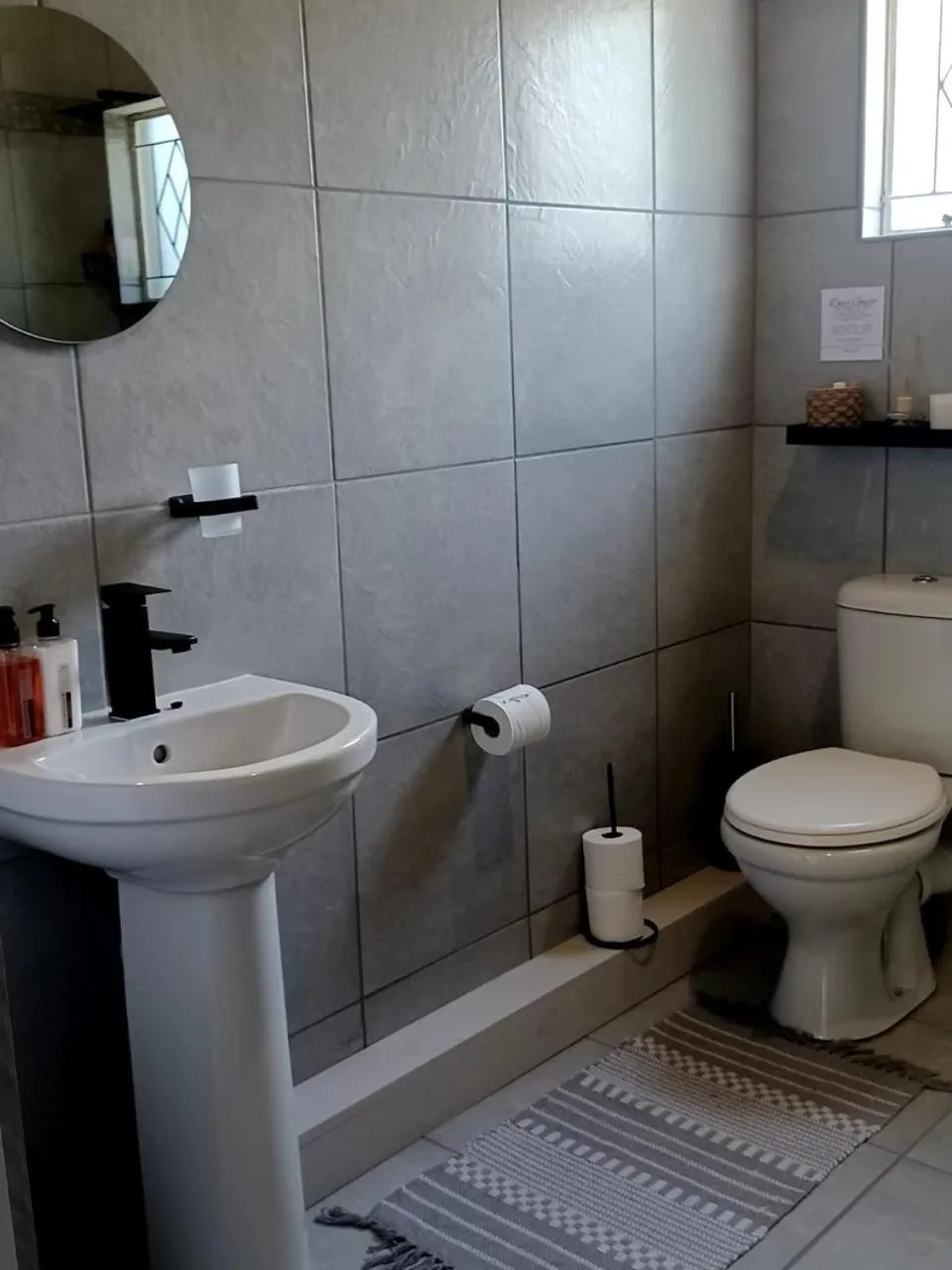 Bathroom in Oppi Draai Guesthouse