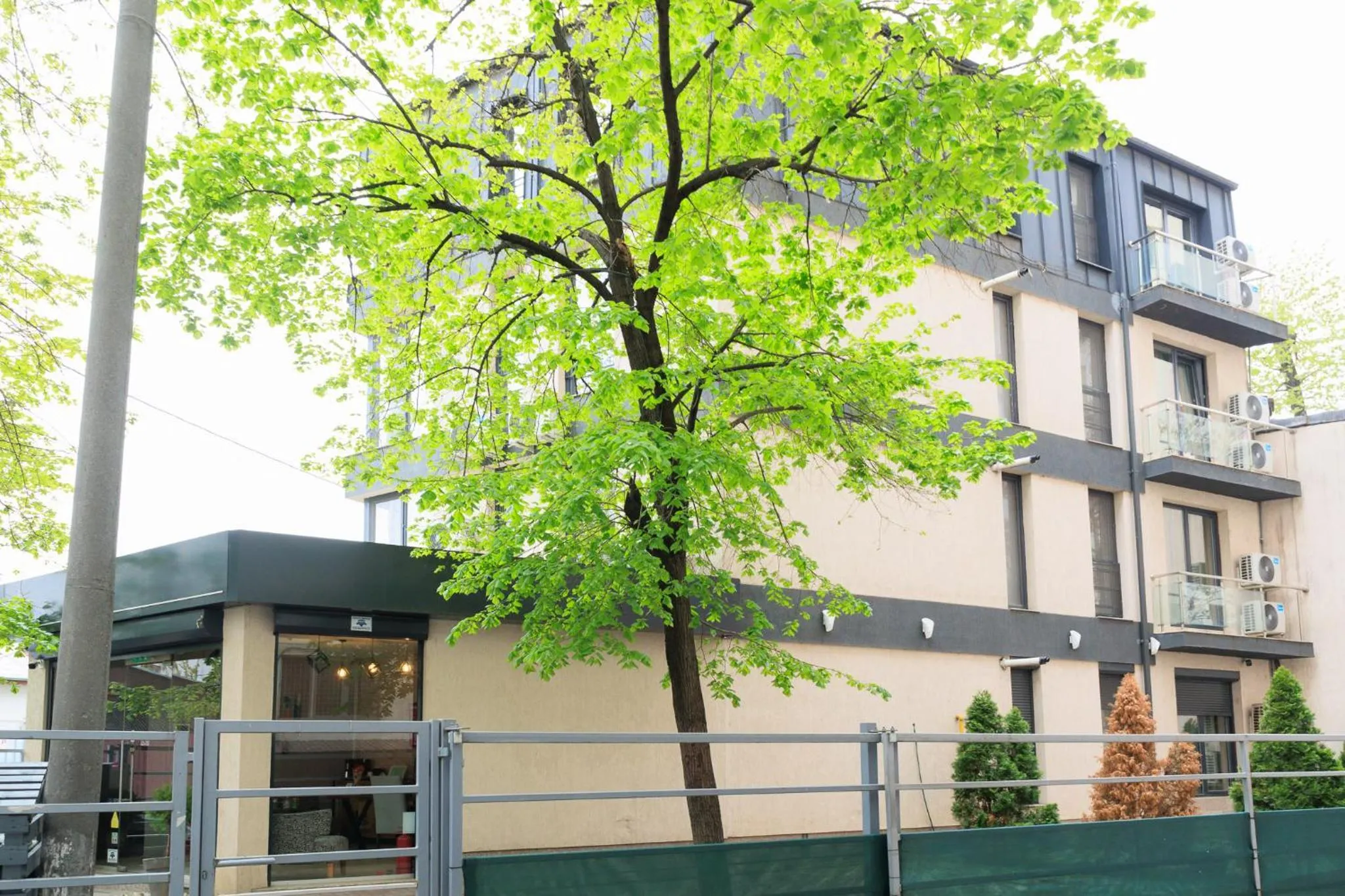 Balcony/Terrace in The Embassy Nord