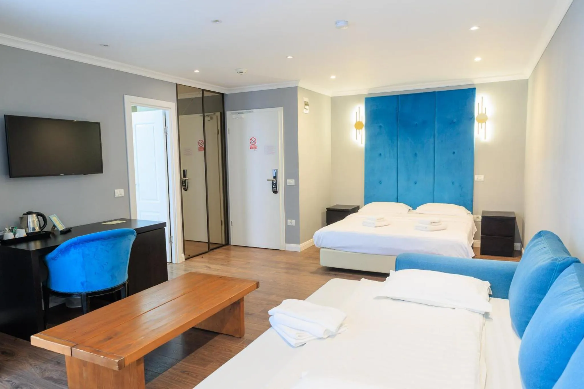 Bedroom, Bed in The Embassy Nord