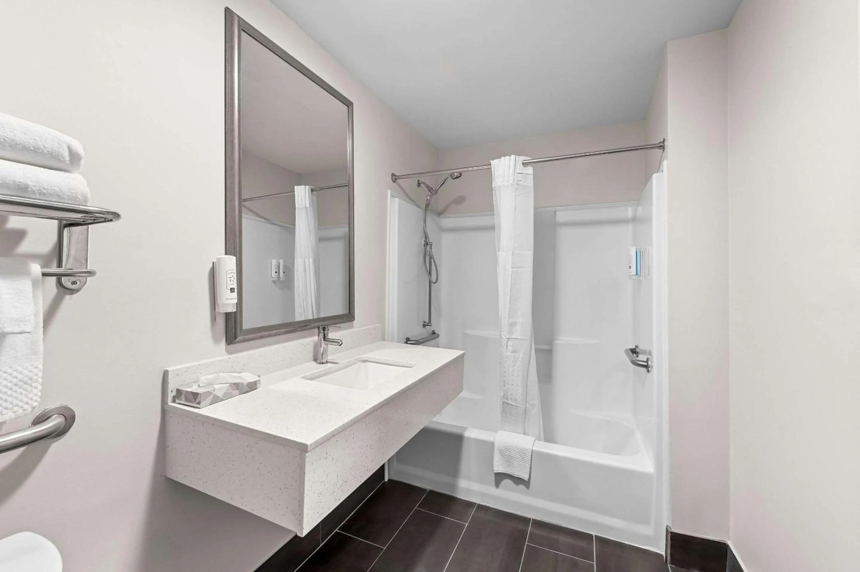 Bedroom in Americas Best Value Inn Kilgore