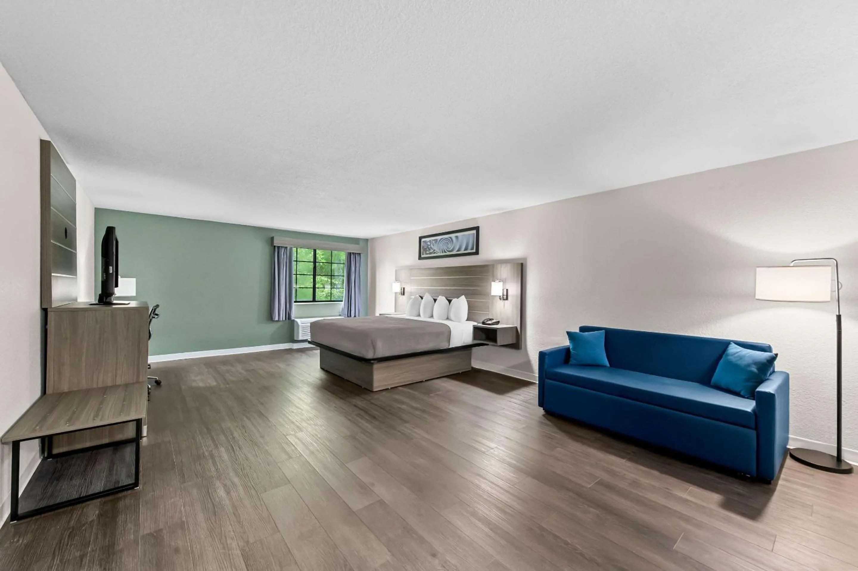 Bedroom, Bed in Americas Best Value Inn Kilgore