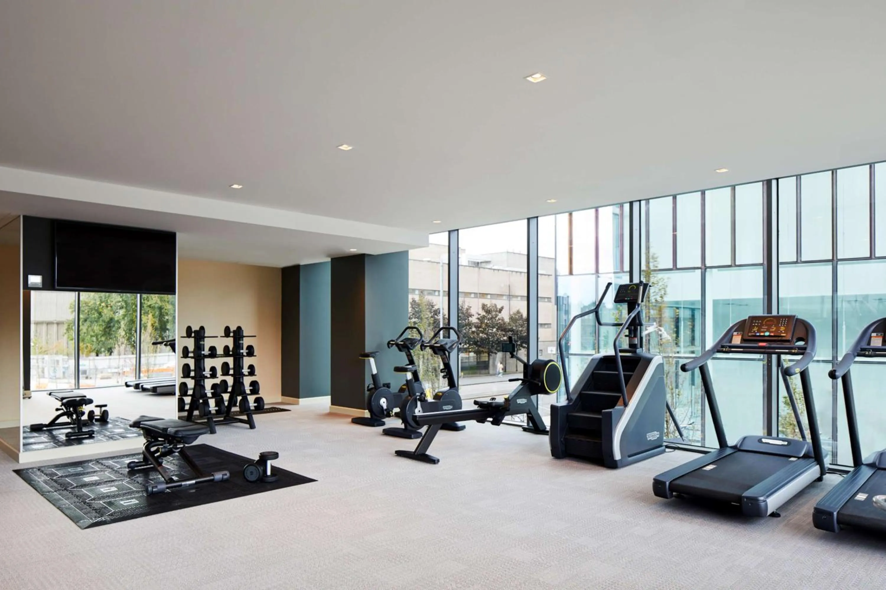 Fitness centre/facilities in Hyatt House Manchester - Aparthotel