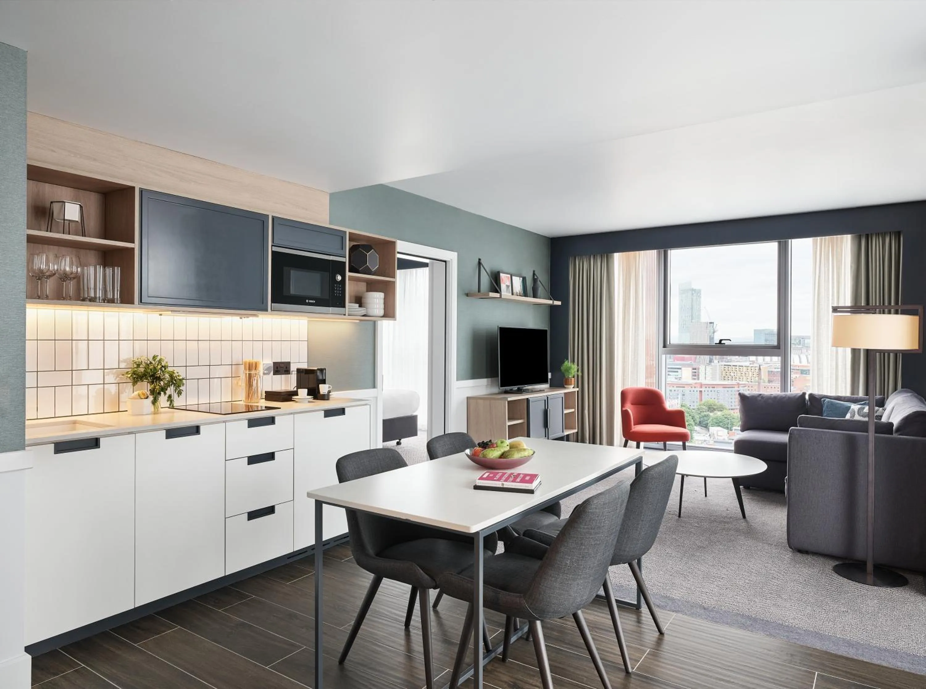 Dining area in Hyatt House Manchester - Aparthotel