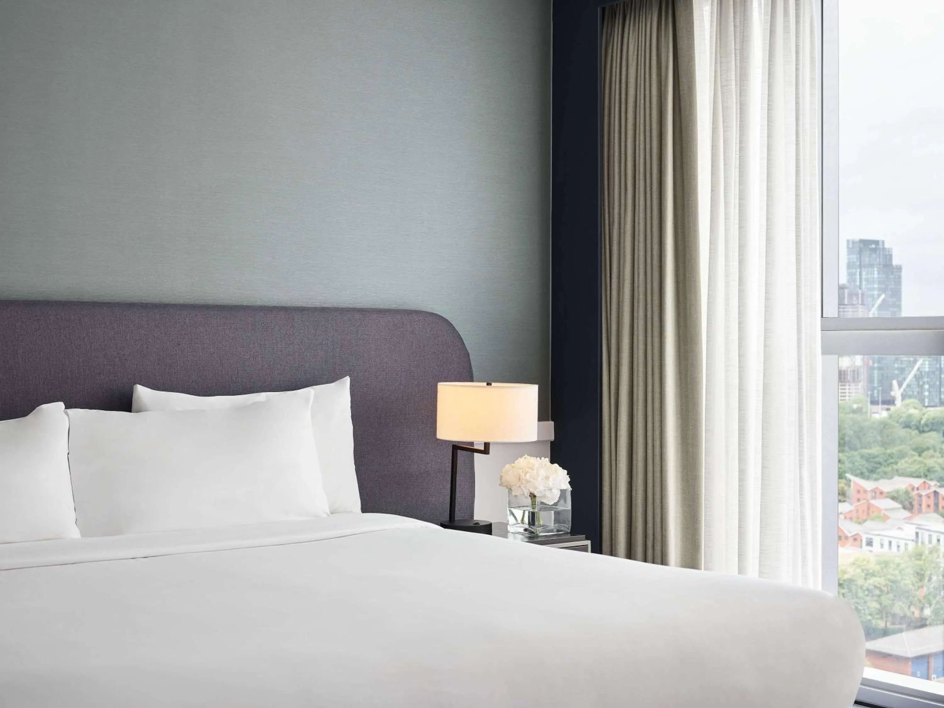 Photo of the whole room, Bed in Hyatt House Manchester - Aparthotel